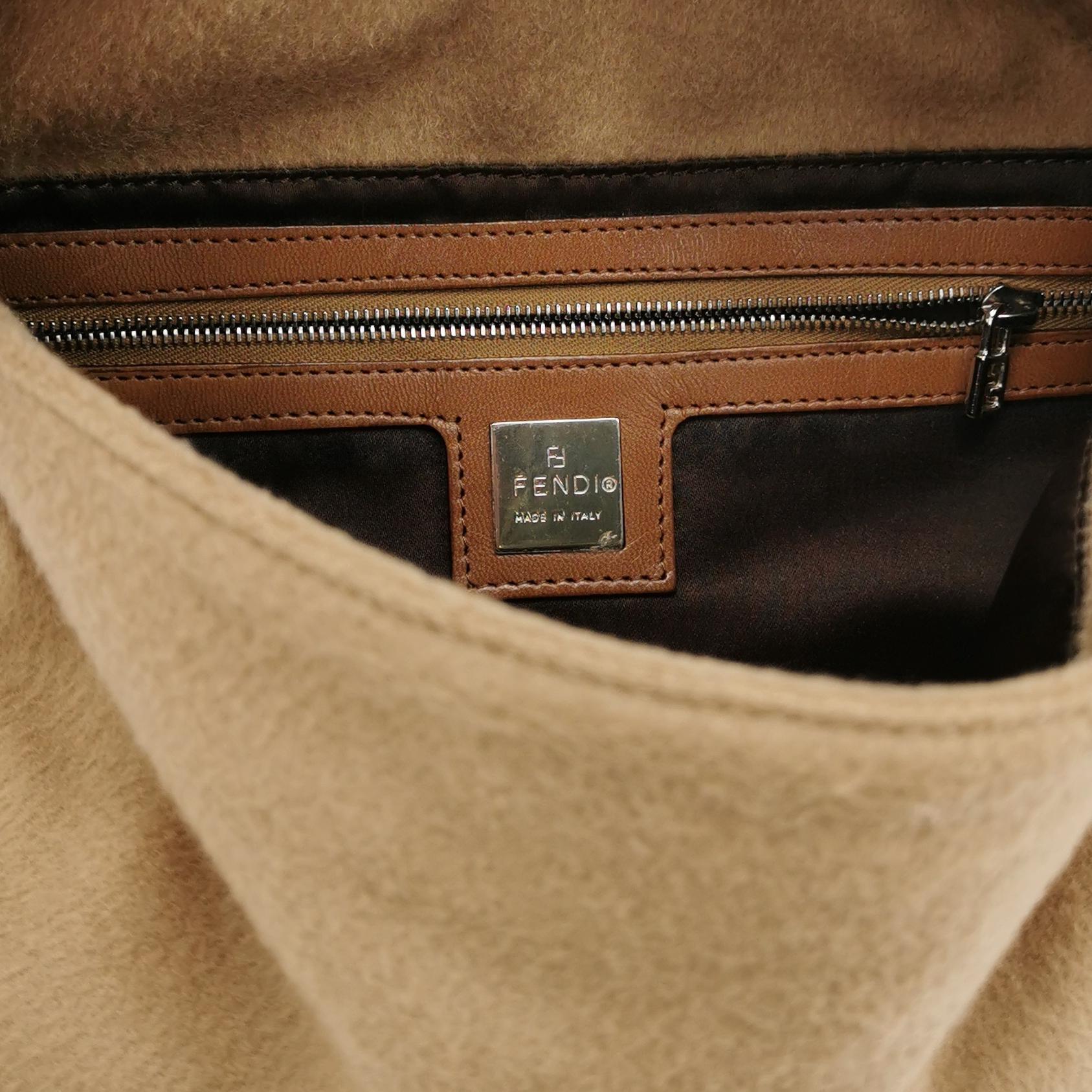 FENDI Baguette Camel Brown Soft Cloth Shoulder Bag For Sale 3