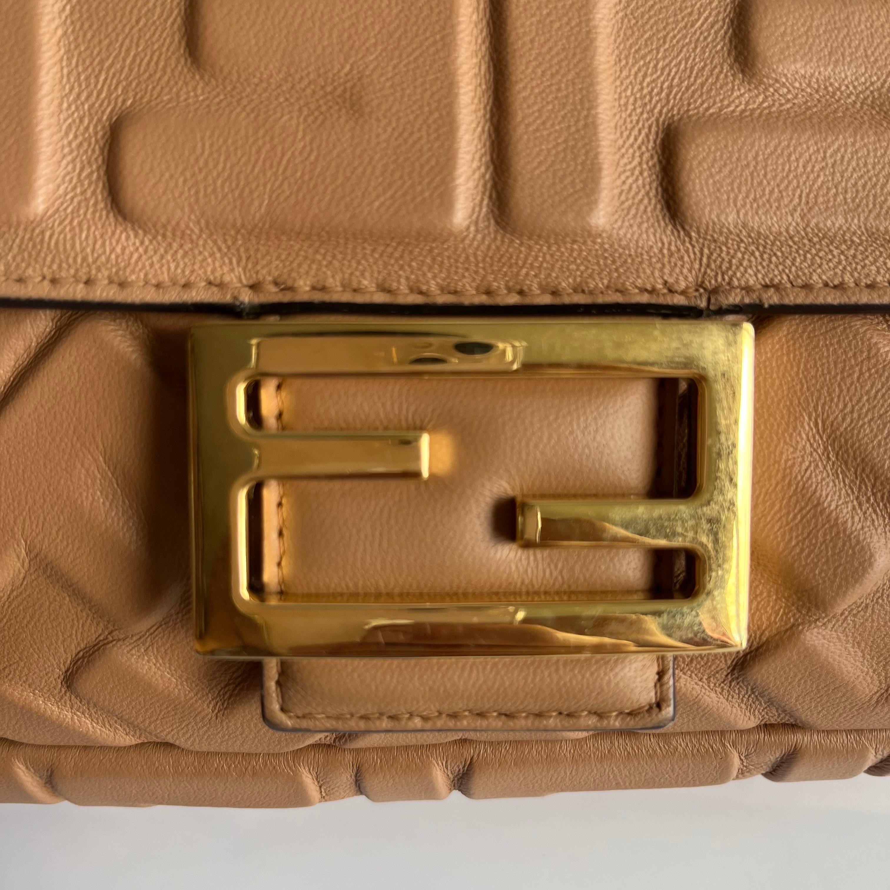 Fendi Baguette Caramel Tan Brown Lambskin Leather Crossbody Bag Medium For Sale 10