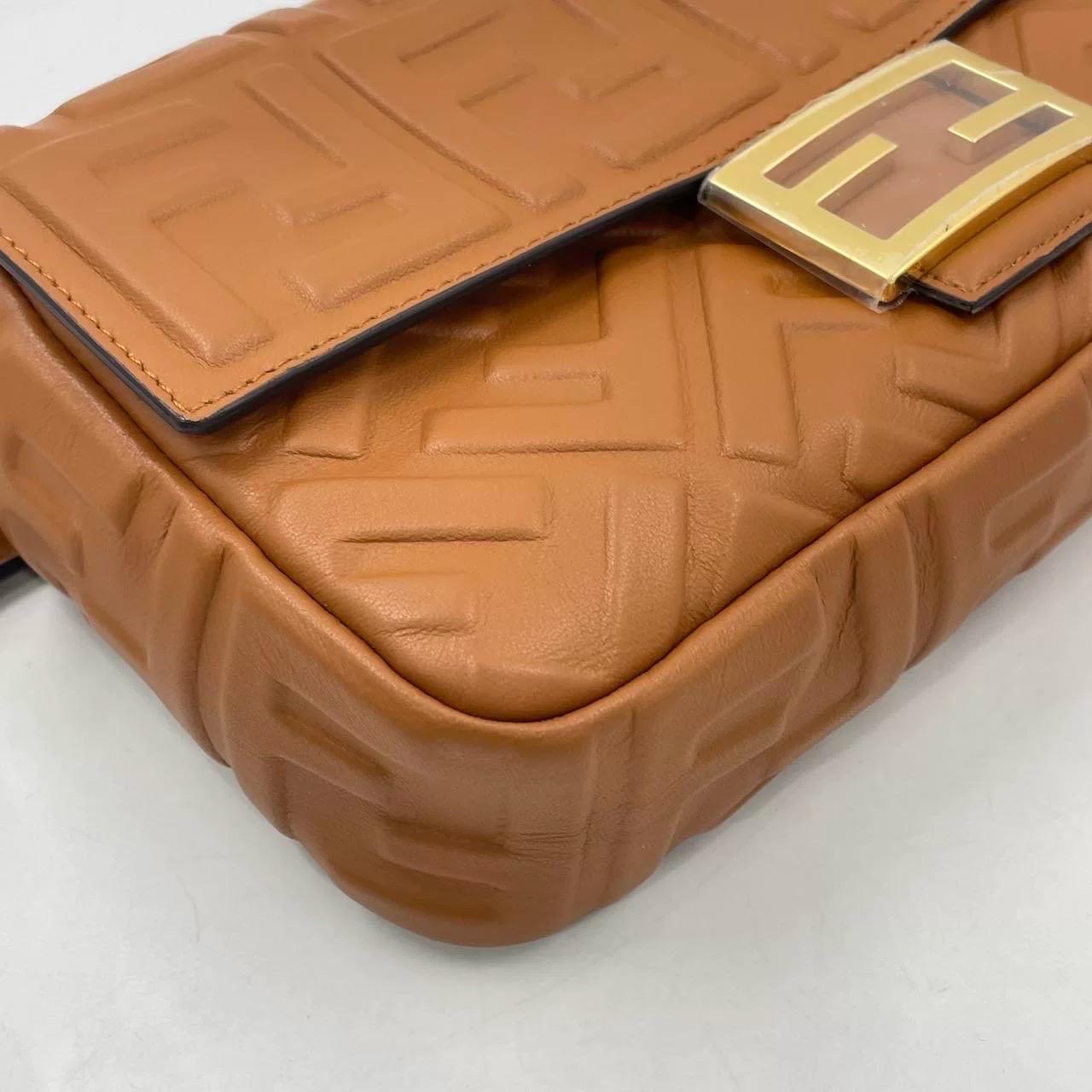 Fendi Baguette Caramel Tan Brown Lambskin Leather Crossbody Bag Medium For Sale 14