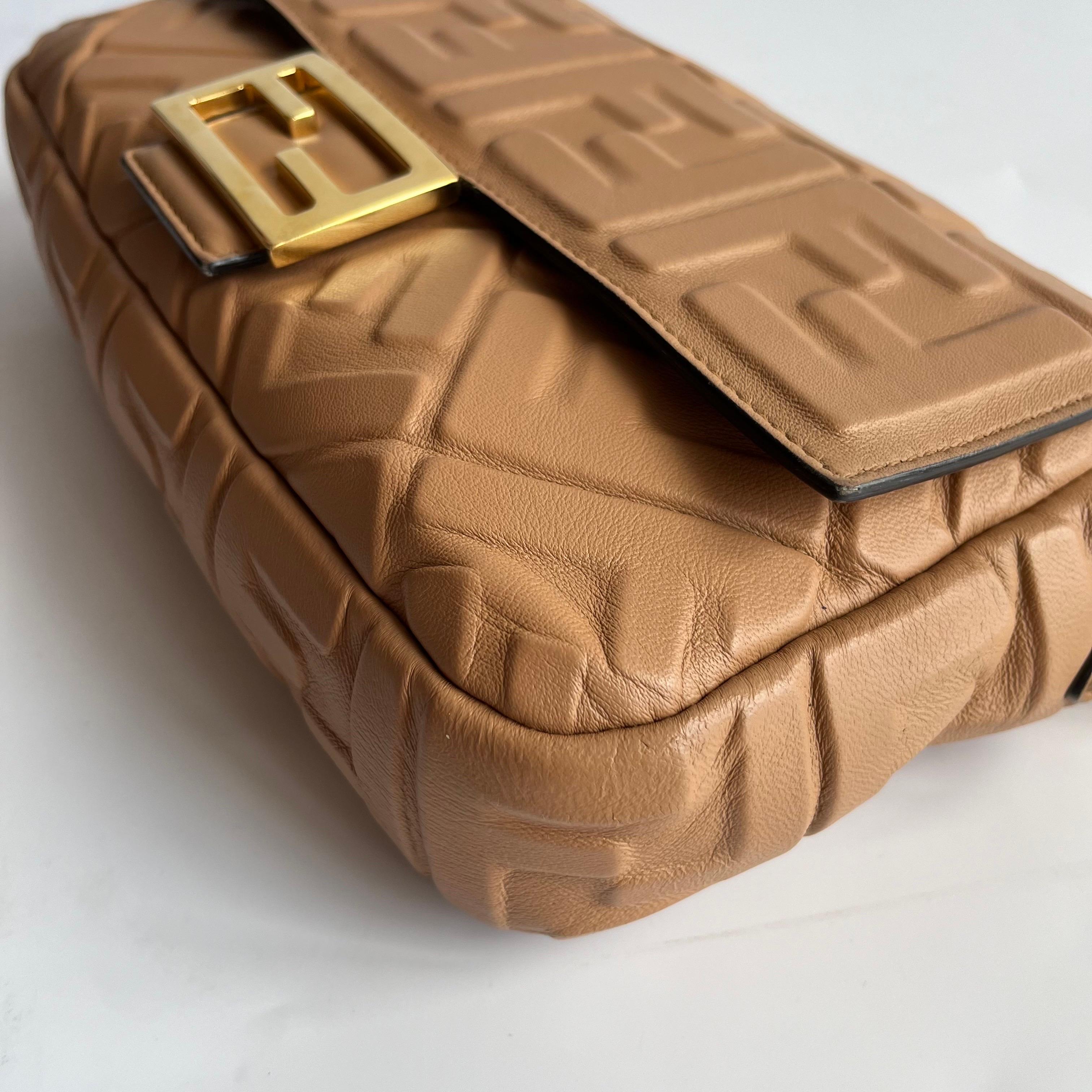 Fendi Baguette Caramel Tan Brown Lambskin Leather Crossbody Bag Medium For Sale 5