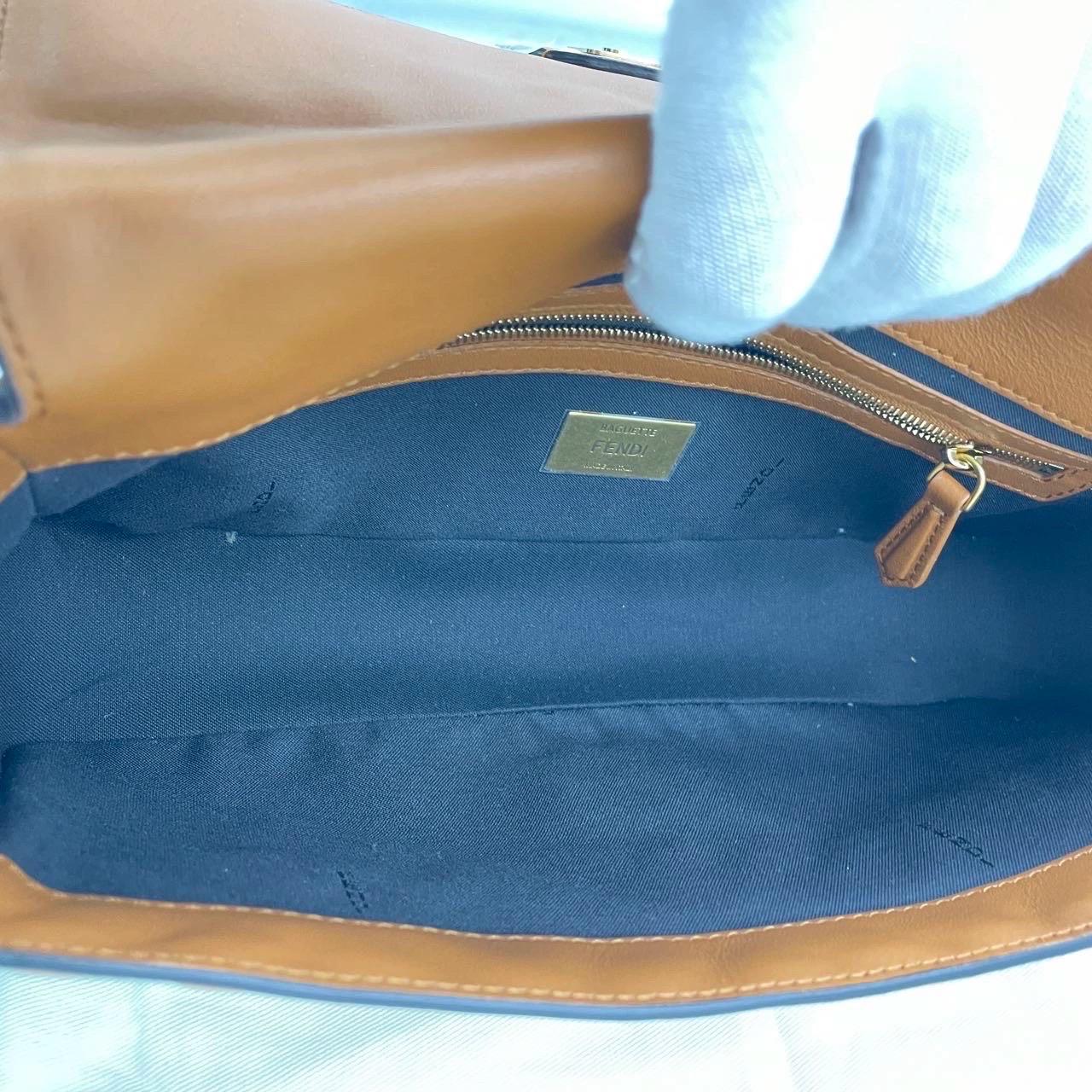 Fendi Baguette Caramel Tan Brown Lambskin Leather Crossbody Bag Medium For Sale 5