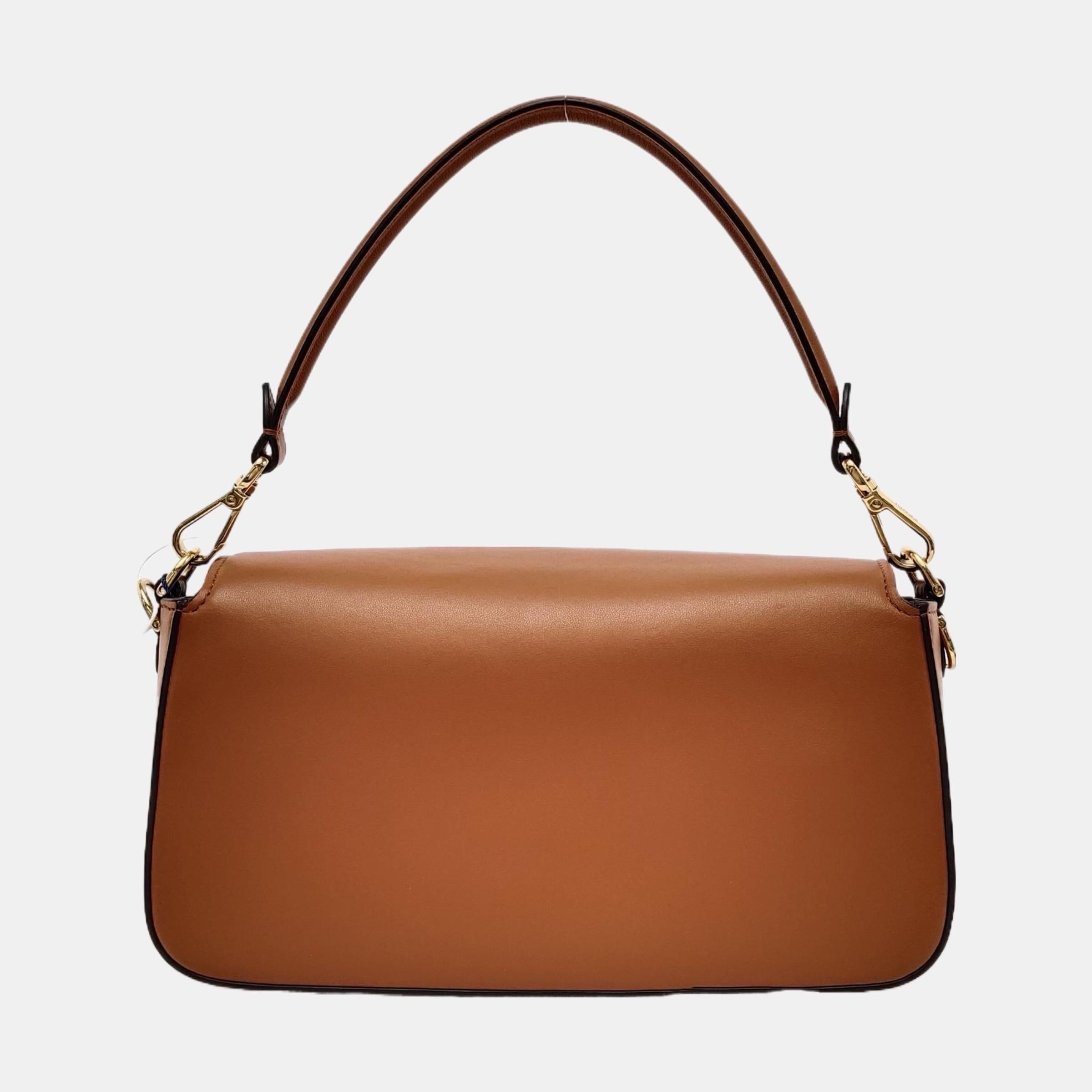 Fendi Baguette Cargo Borsa multitasche in pelle marrone Tan a 2 vie In condizioni ottime in vendita a AUBERVILLIERS, FR