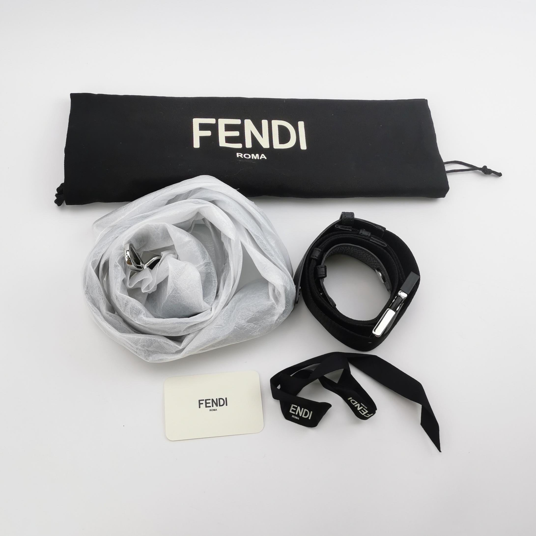 Fendi Baguette Cargo Multipocket Black Nylon 3-way Bag en vente 8