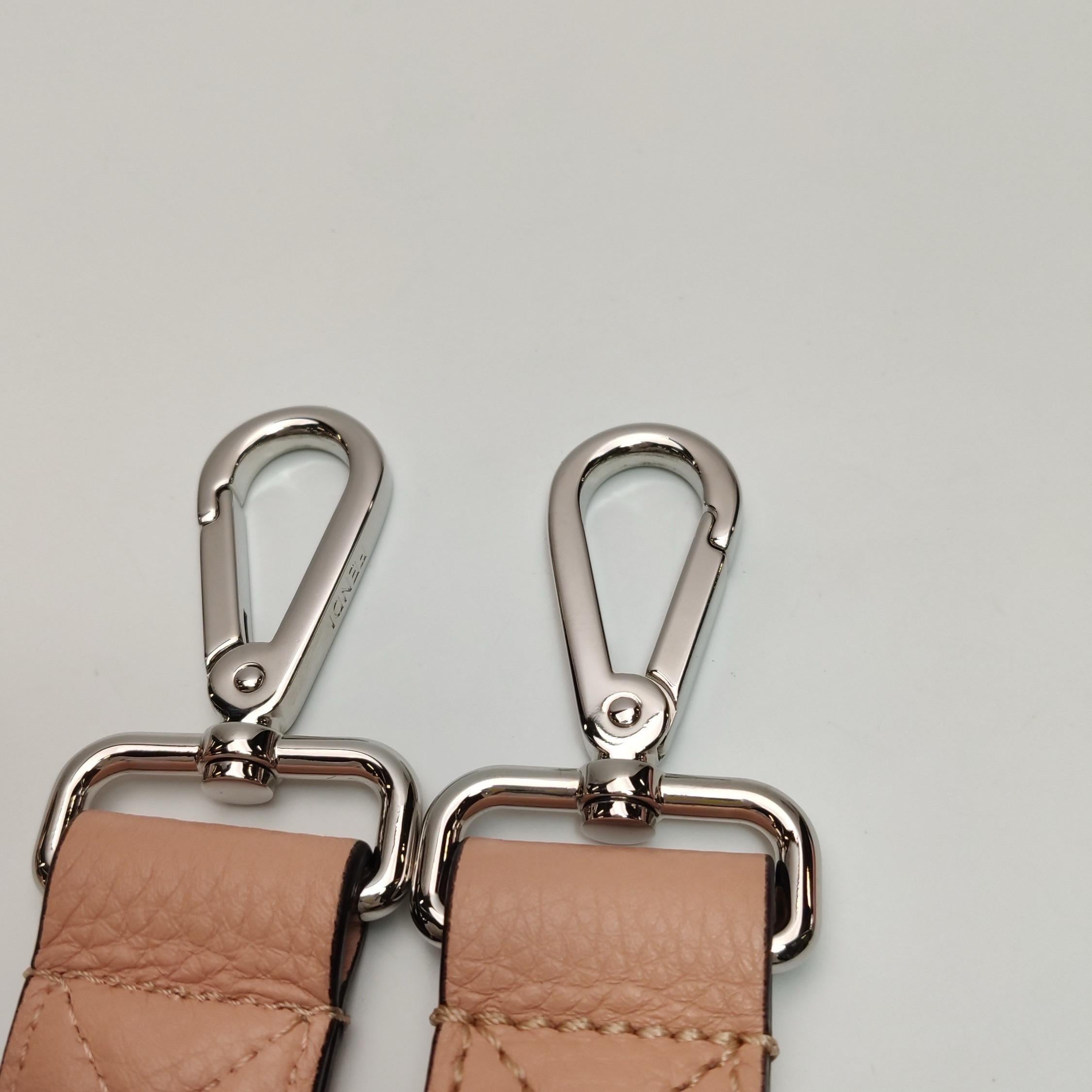 Fendi Baguette Cargo Multipocket Pink Nylon 3-way Bag en vente 11