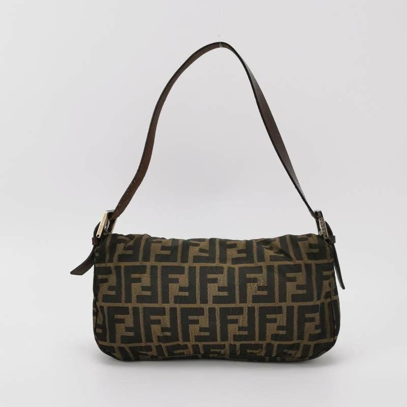 Fendi Baguette Classic Zucca Print Fendi Monogram In Fair Condition For Sale In AUBERVILLIERS, FR