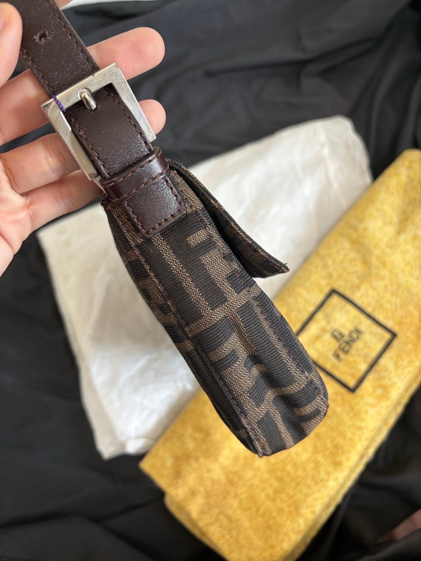 Donna Fendi Baguette Classic Zucca Stampa Fendi Monogram in vendita