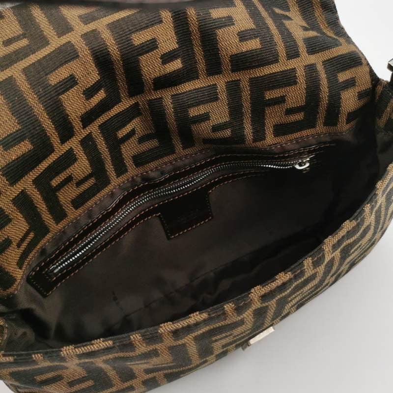 Fendi Baguette Classic Zucca Print Fendi Monogram For Sale 1