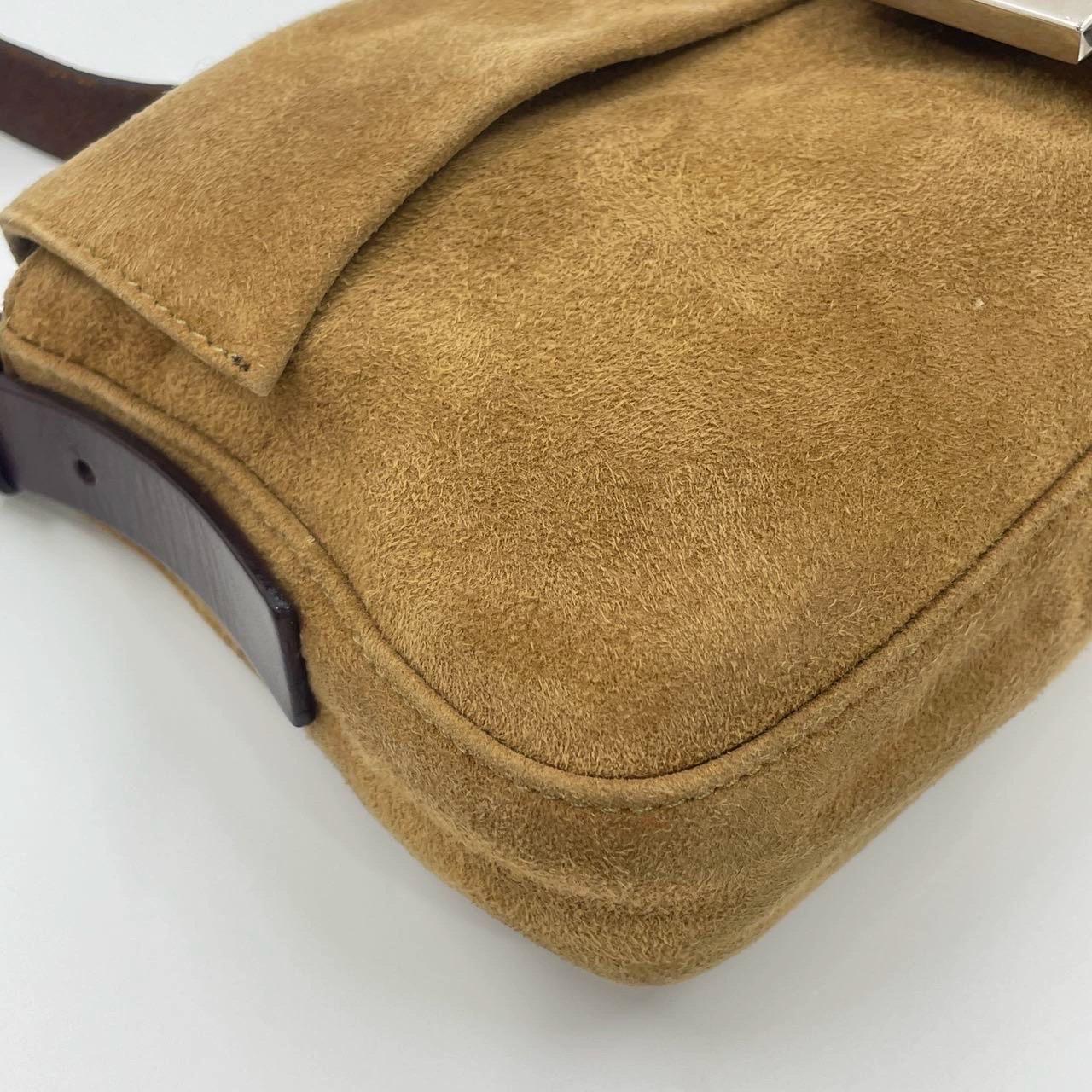 Fendi Baguette Coffee Brown Suede Leather Shoulder Bag For Sale 13