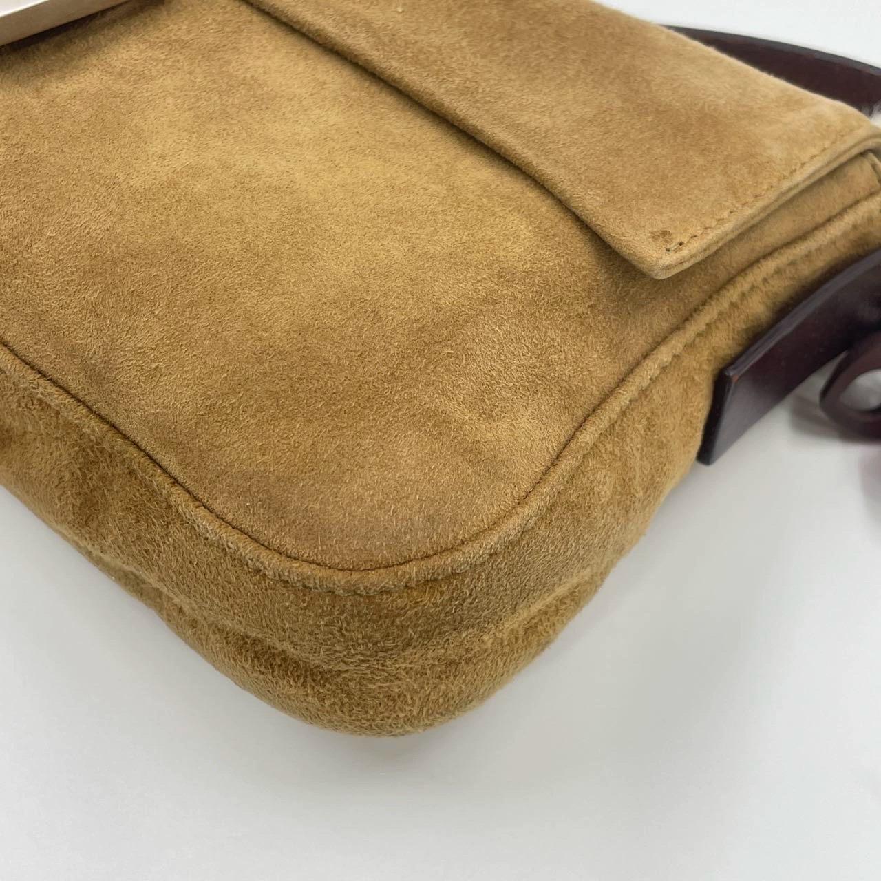 Fendi Baguette Coffee Brown Suede Leather Shoulder Bag For Sale 14
