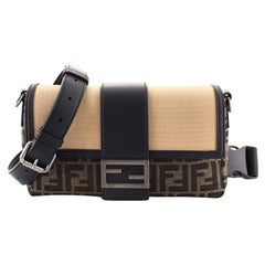 Fendi Sac de ceinture convertible baguette en toile Zucca avec toile et cuir Moyen