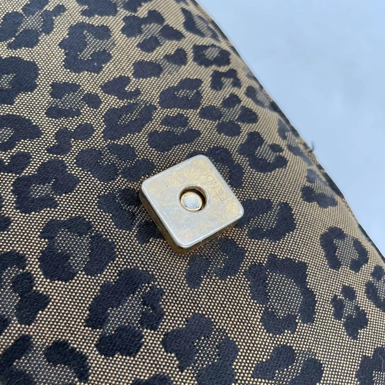 Fendi Baguette Denim Leopard Print with Red Leather Gold Hardware For Sale 8