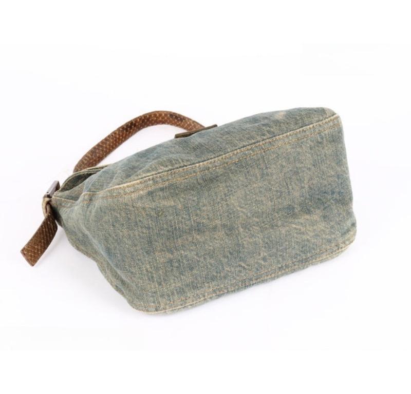 Fendi Baguette Denim Shoulder Bag Snake-skin Strap For Sale 12