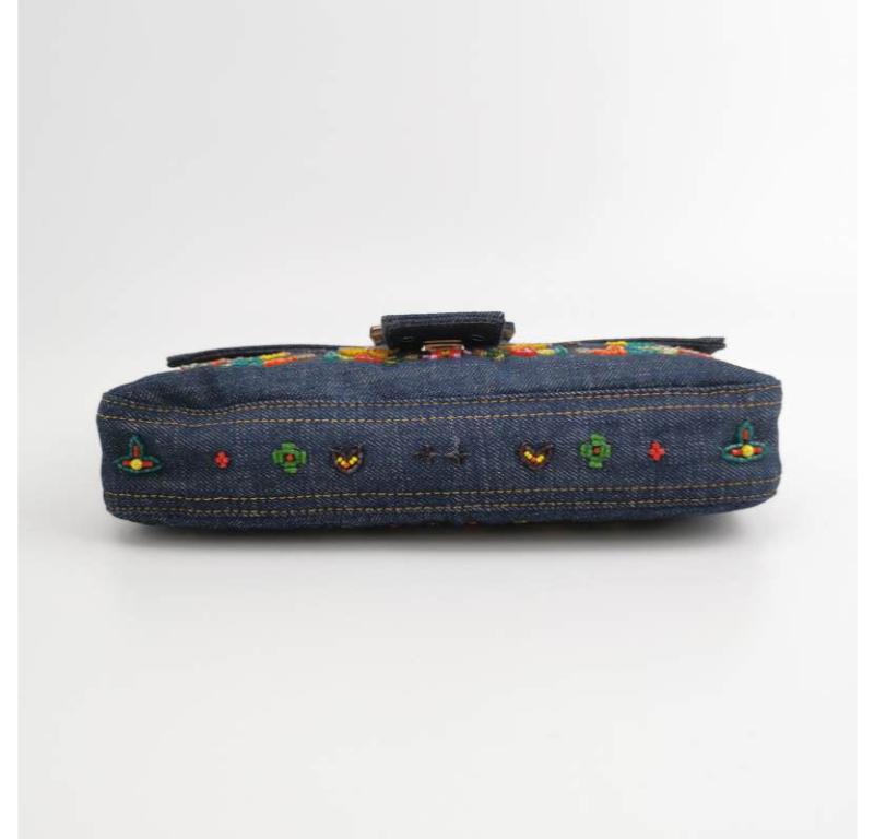 Fendi Baguette Denim with Floral Beads 25 Anniversary Special Collection In Excellent Condition In AUBERVILLIERS, FR