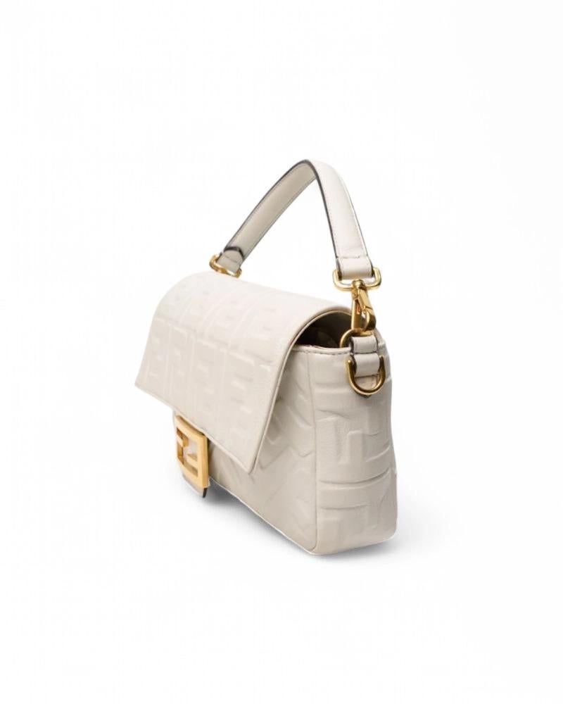 Beige Fendi Baguette Embossed FF Medium Bianco