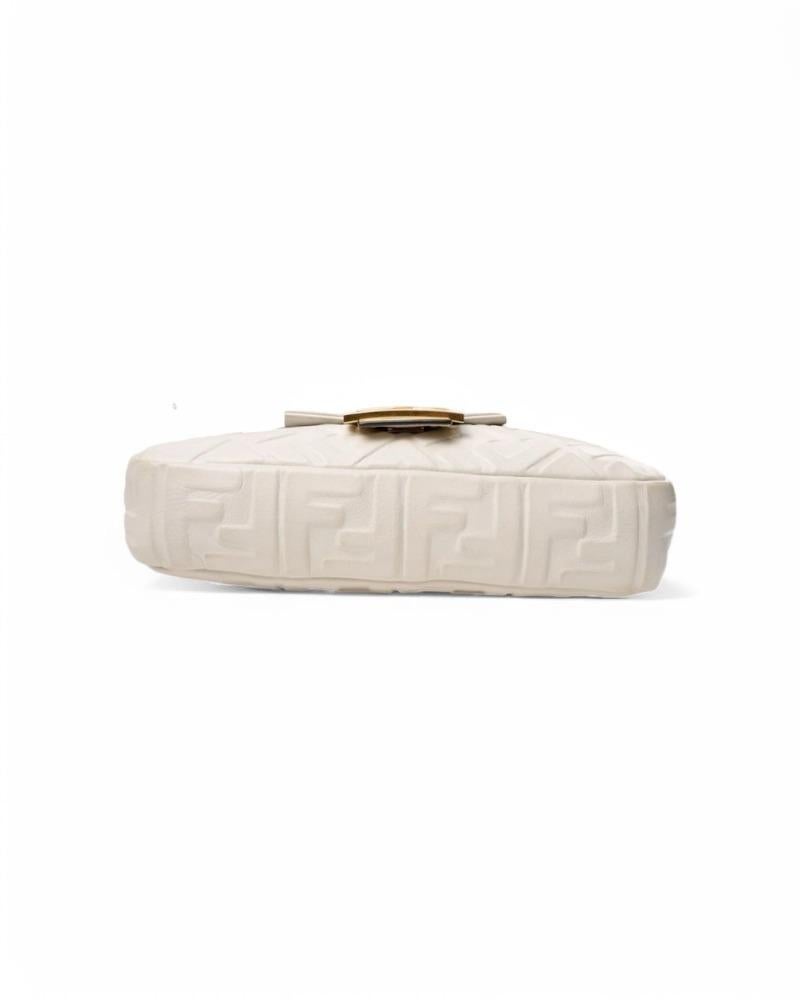 Fendi Baguette Embossed FF Medium Bianco 2