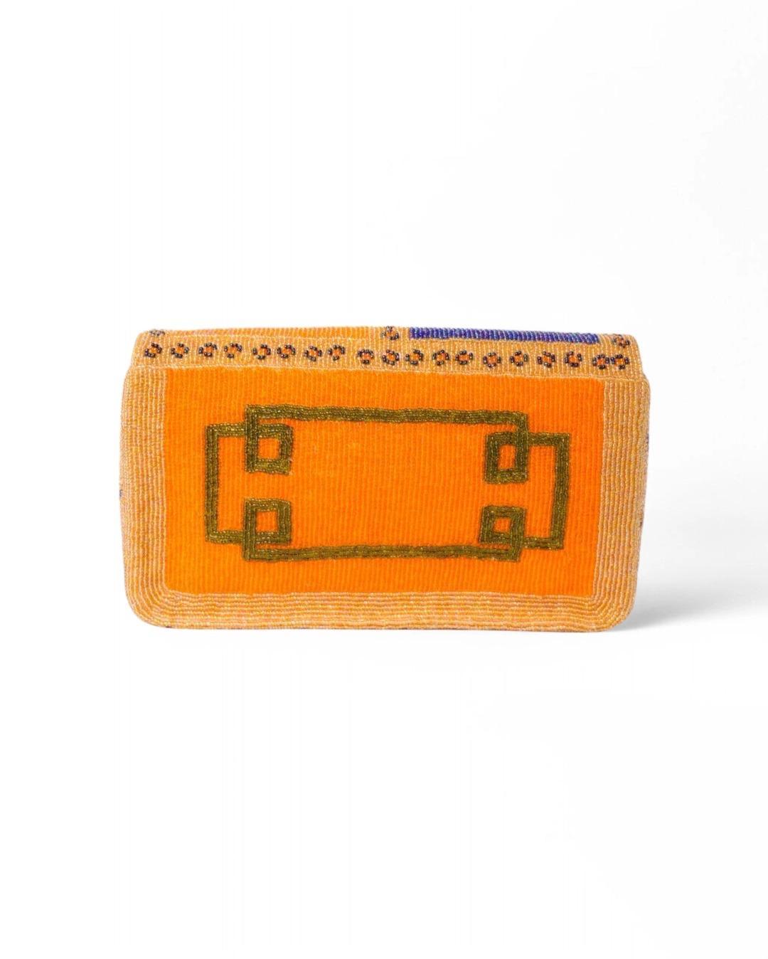 Fendi Ethical Beaded Baguette Pink Lizard In Excellent Condition For Sale In Torre Del Greco, IT