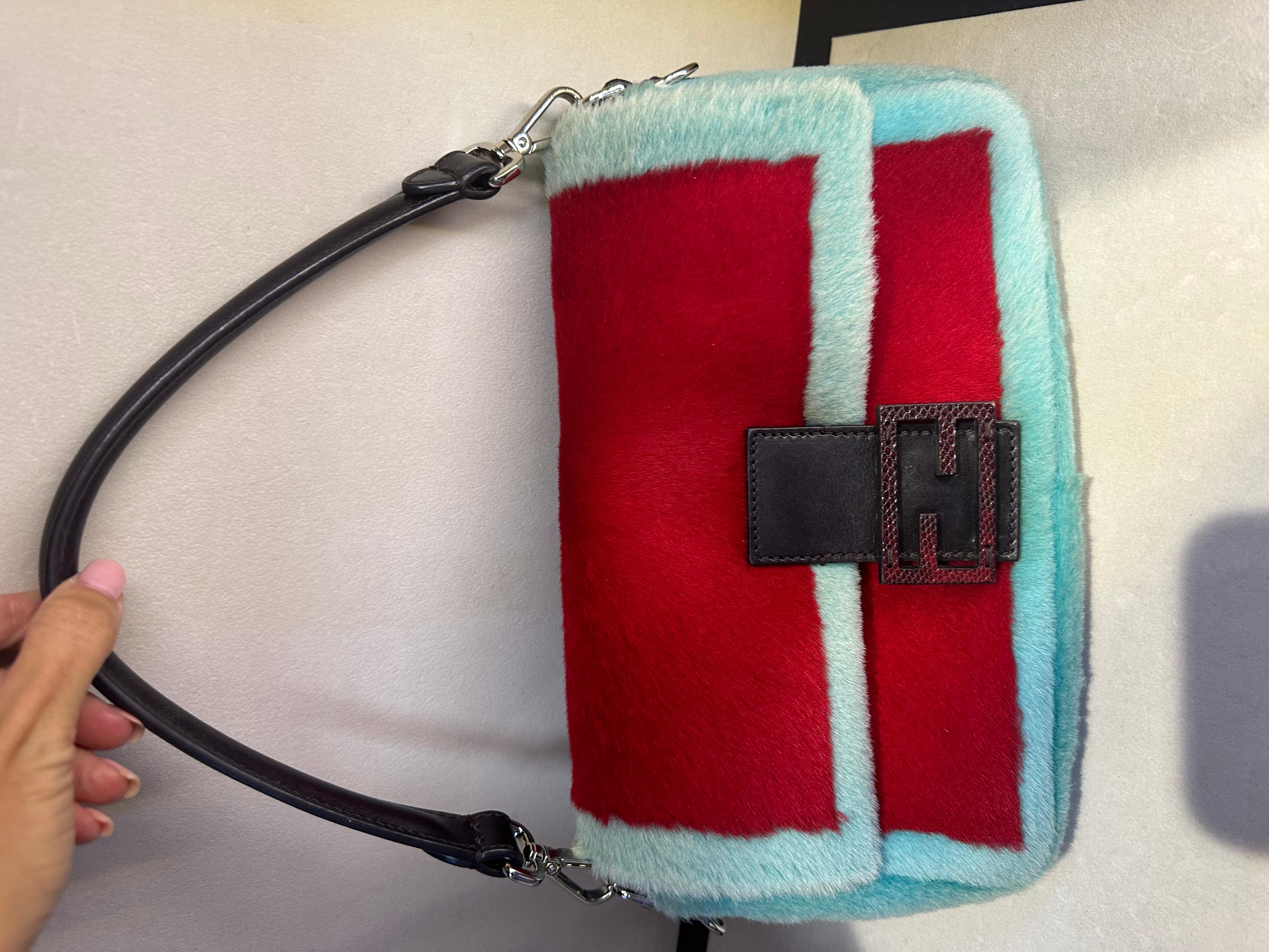 Fendi Baguette fur multicolor limited edition bag In Good Condition In London, England