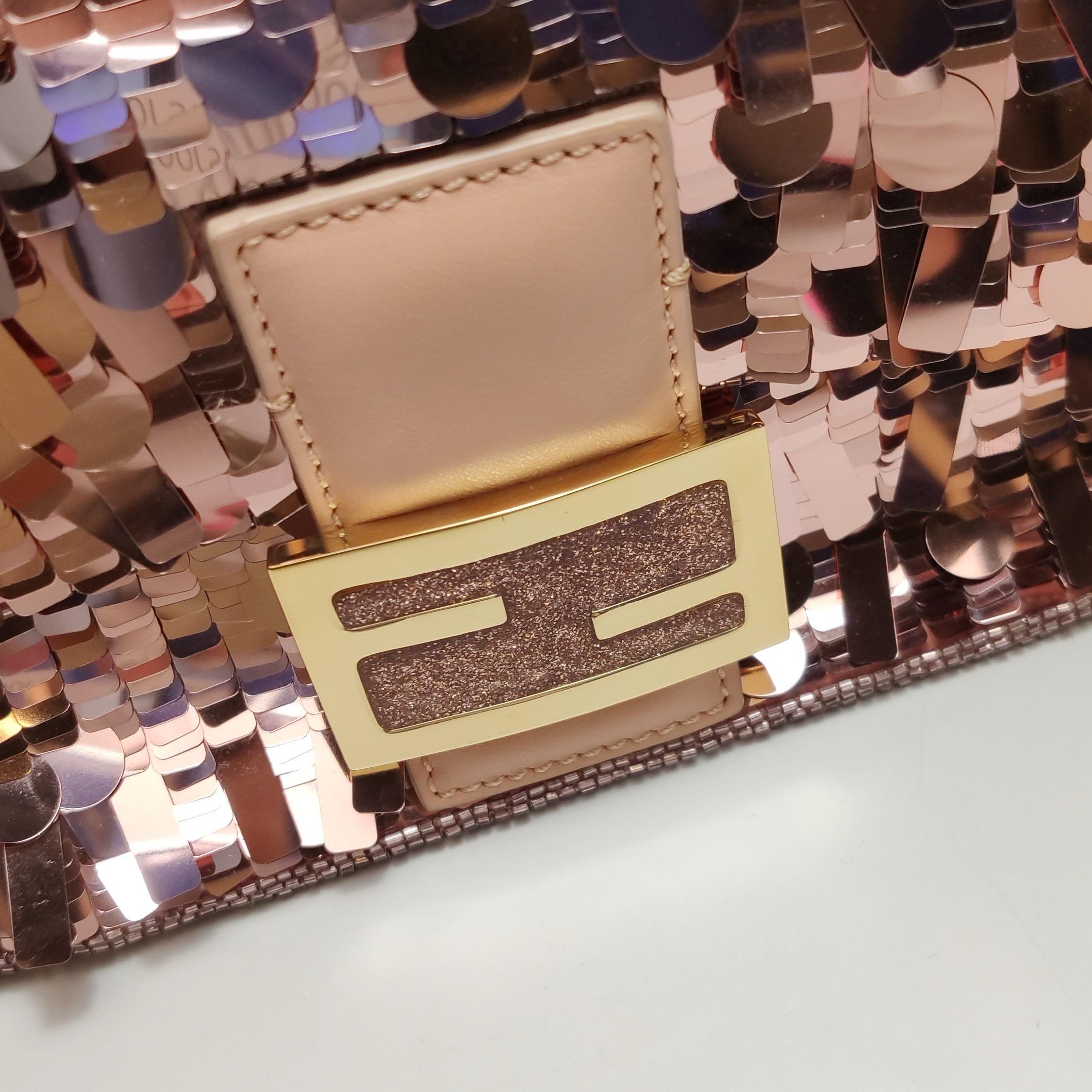 Fendi Baguette Glitter Sequins Paillettes Vitello Grace Sex & the City Baby Pink For Sale 6