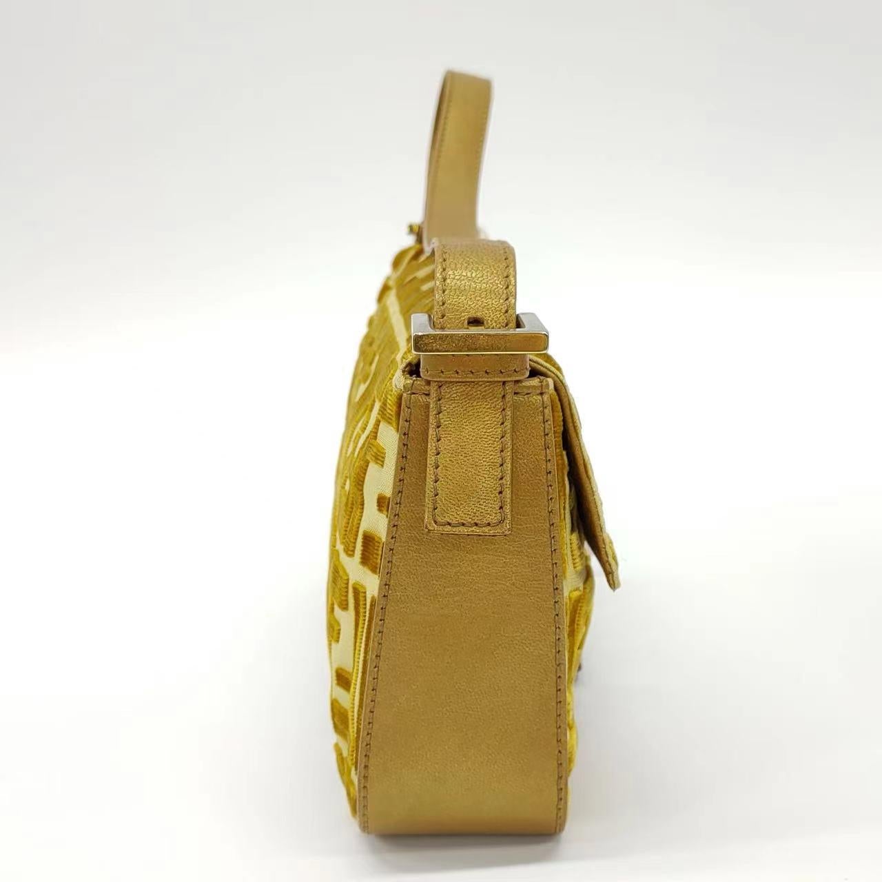 Brown FENDI Baguette Gold FF Monogram Velvet Shoulder Bag For Sale