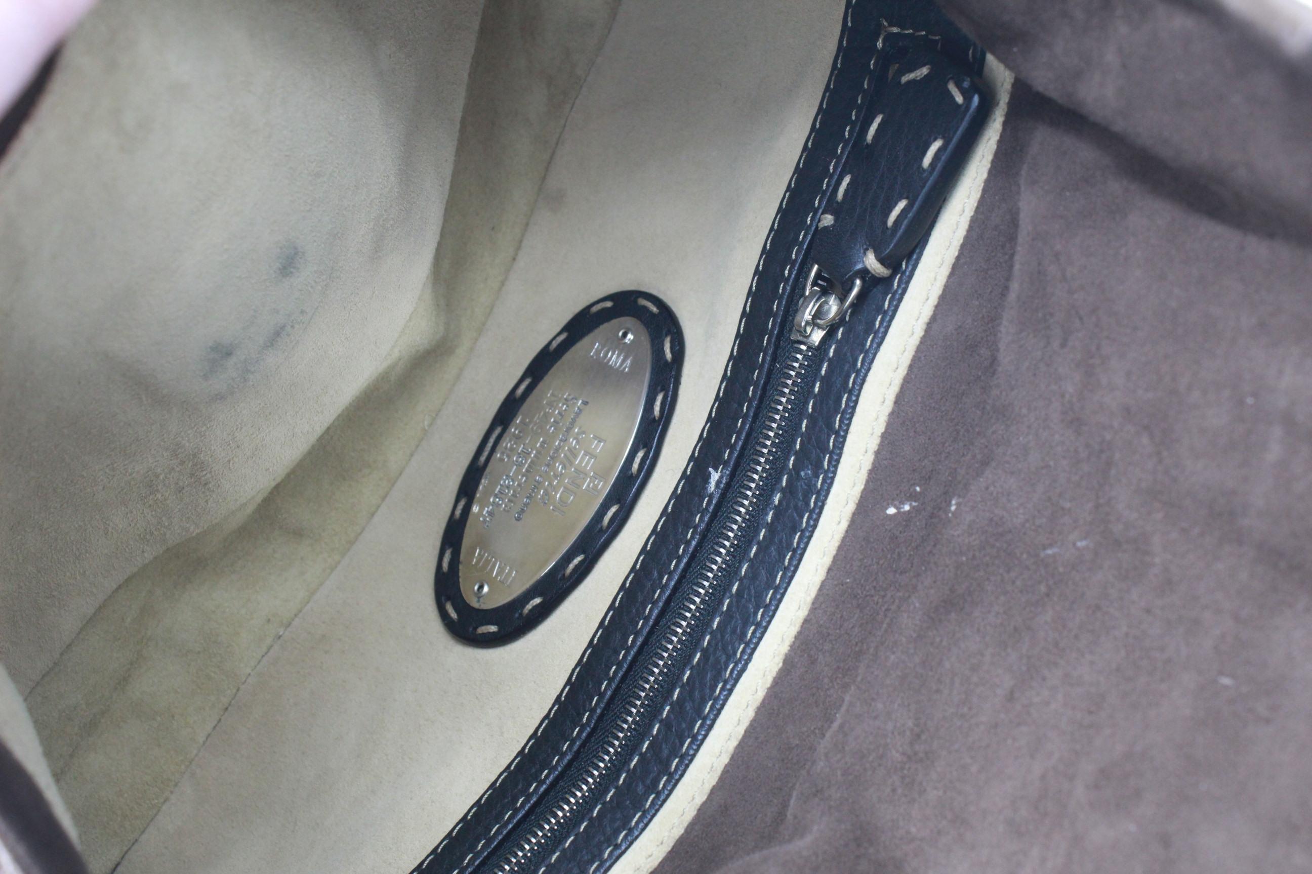 Women's or Men's Fendi Baguette handbag in velvet and embroidery