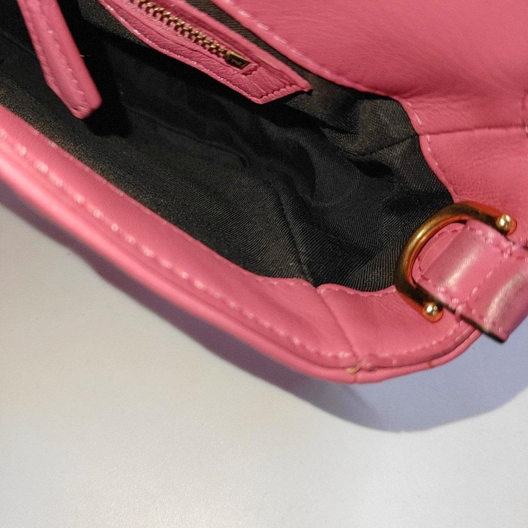 Fendi Baguette Lambskin Leather Crossbody Bag Medium Pink For Sale 6
