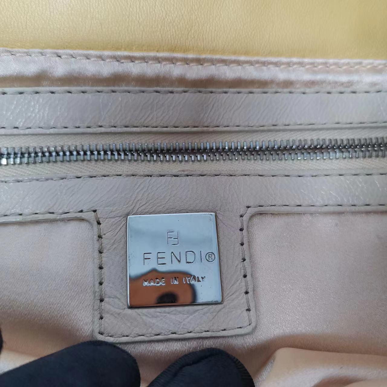 Fendi Baguette Lambskin Leather Shoulder Bag Beige Yellow For Sale 16