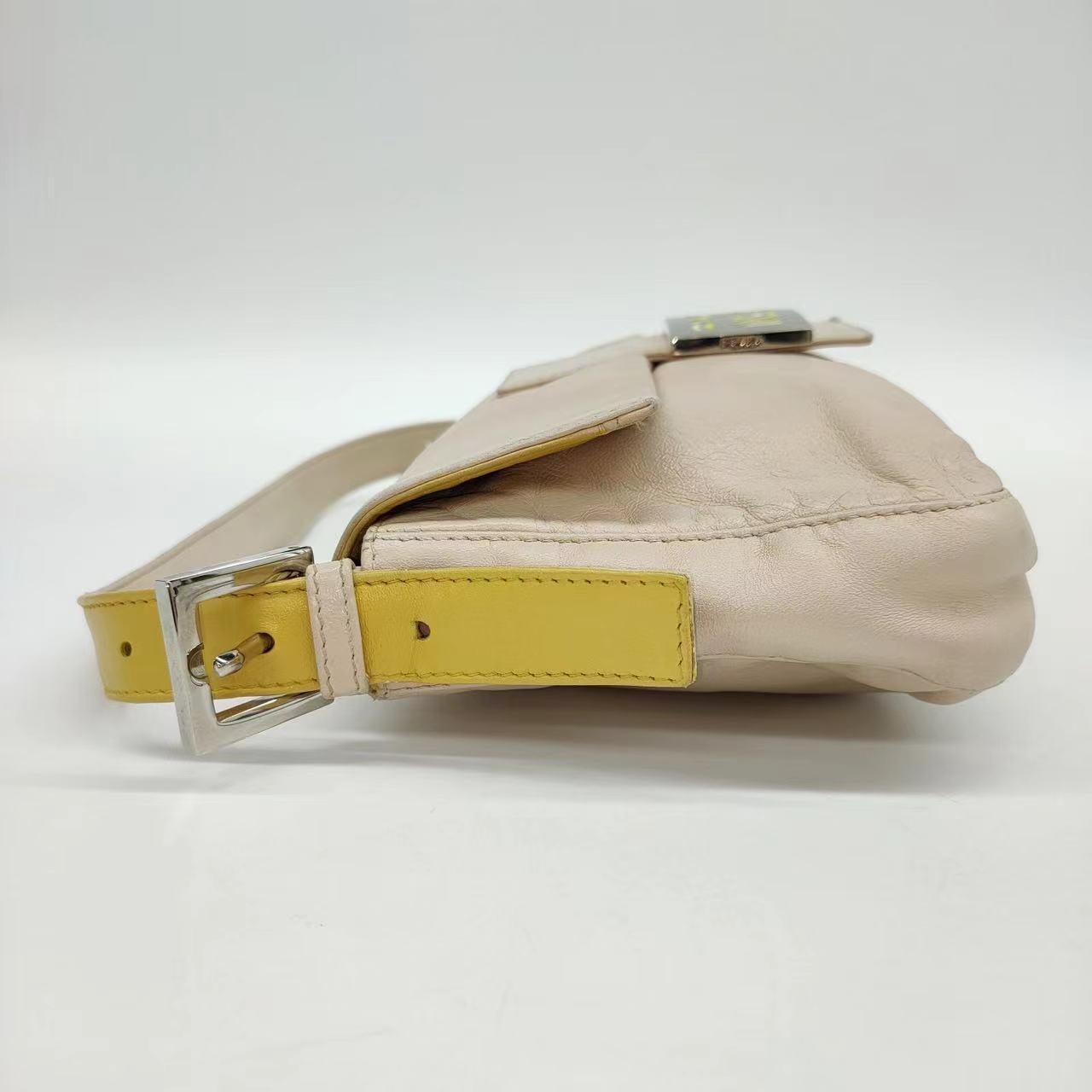 Women's Fendi Baguette Lambskin Leather Shoulder Bag Beige Yellow For Sale