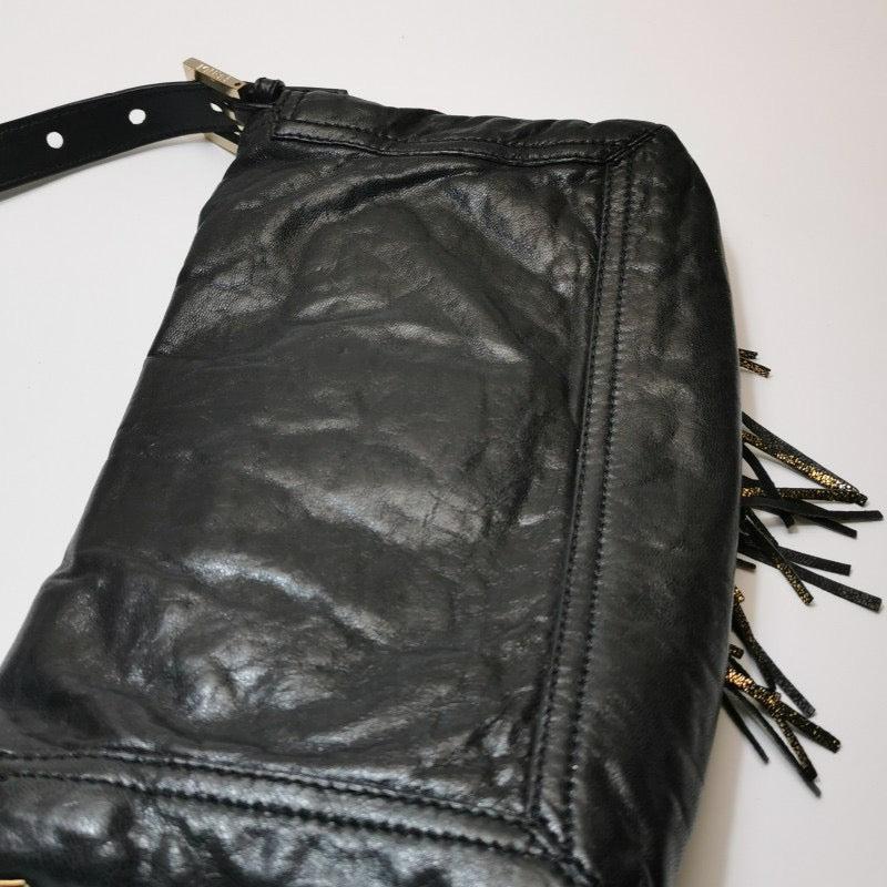 Sac à bandoulière Fendi en cuir baguette avec franges sauvages en vente 6