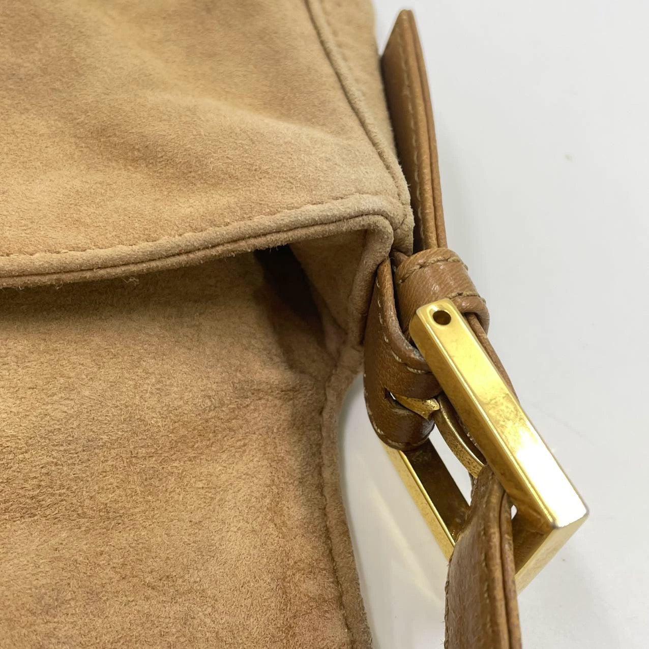 Fendi Baguette Light Camel Brown Suede Leather Shoulder Bag For Sale 13