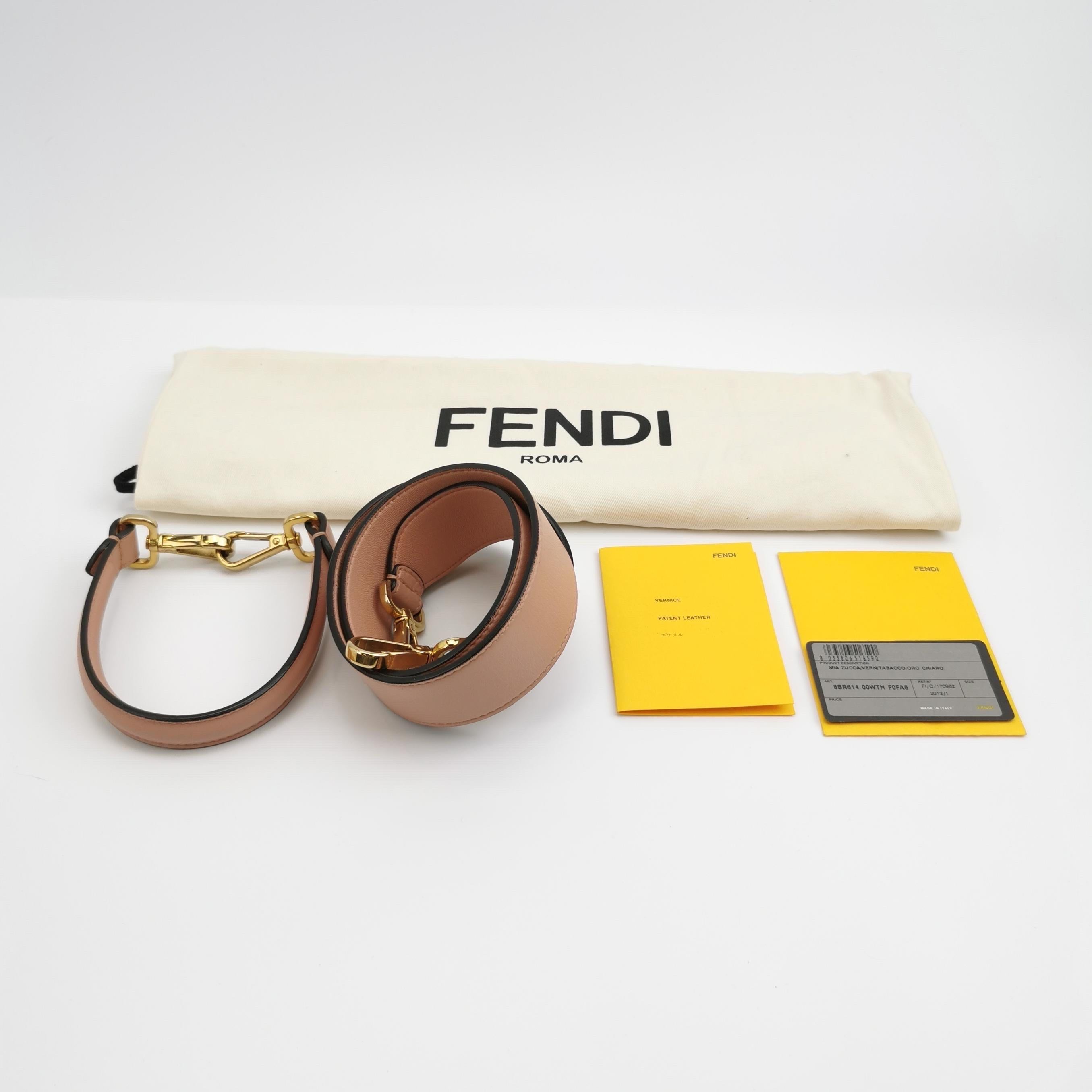 Fendi Baguette Light Pink Medium Lambskin Leather Crossbody Bag Gold Hardware For Sale 3