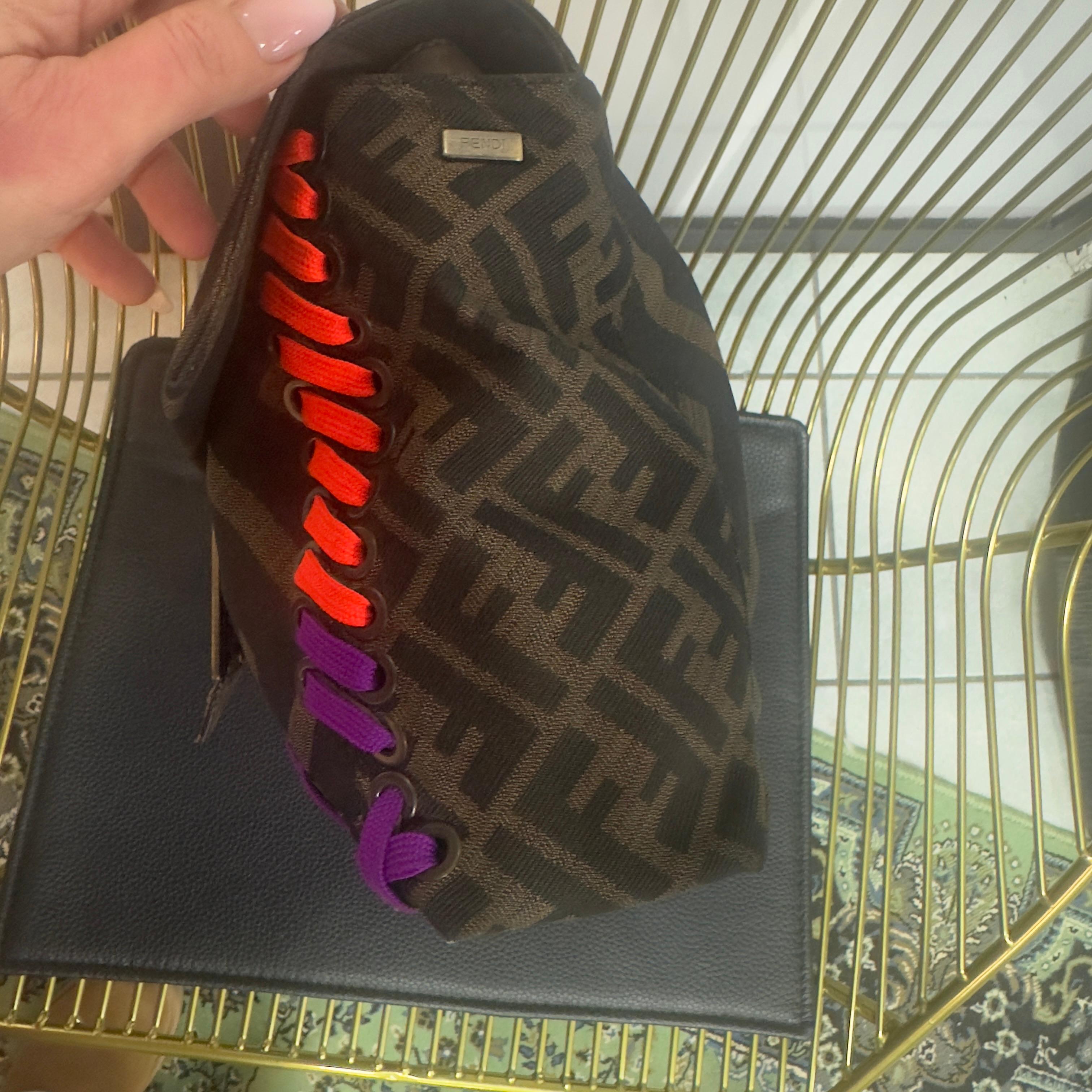 Brown Fendi Baguette limited edition