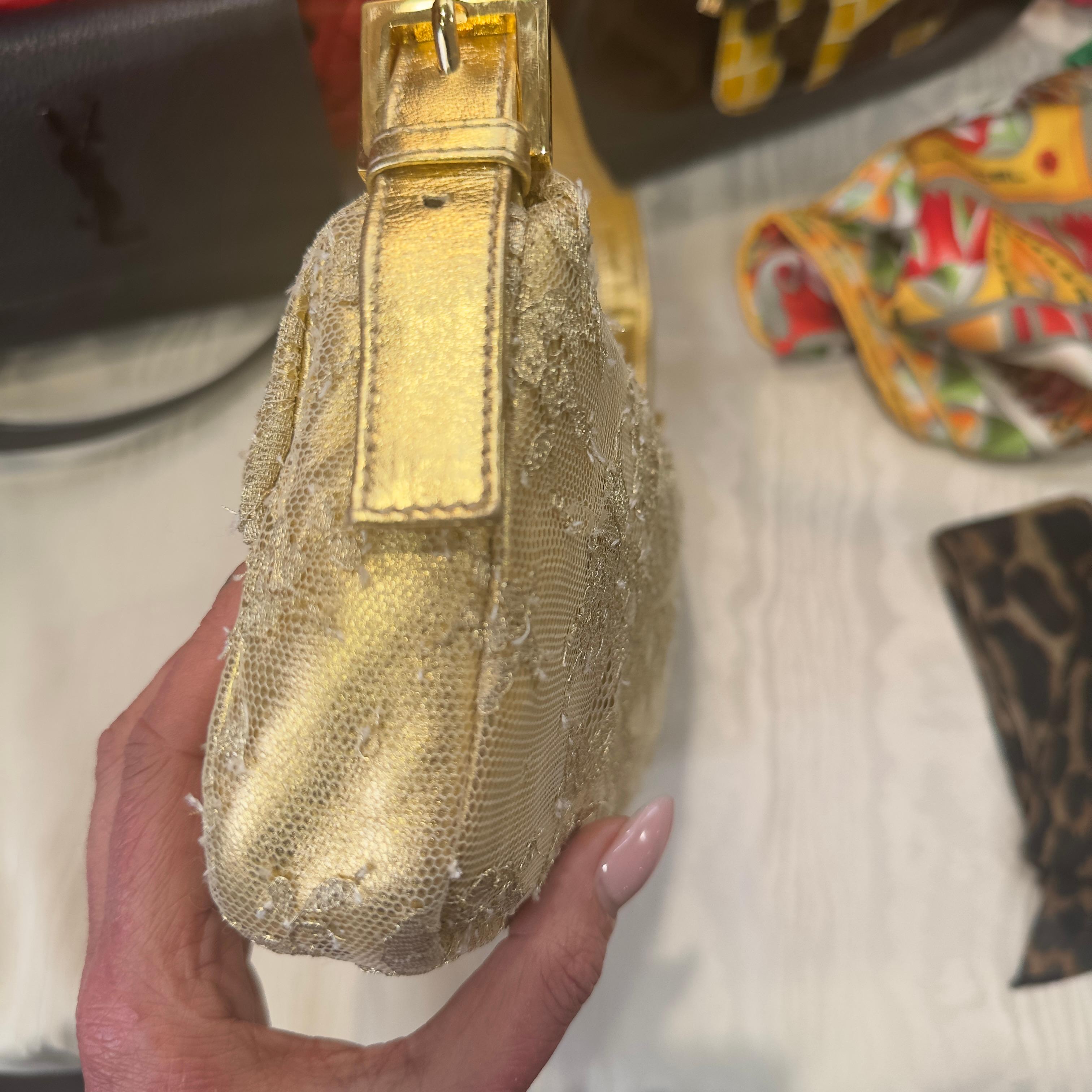 Brown Fendi baguette limited edition pari al nuovo in vendita