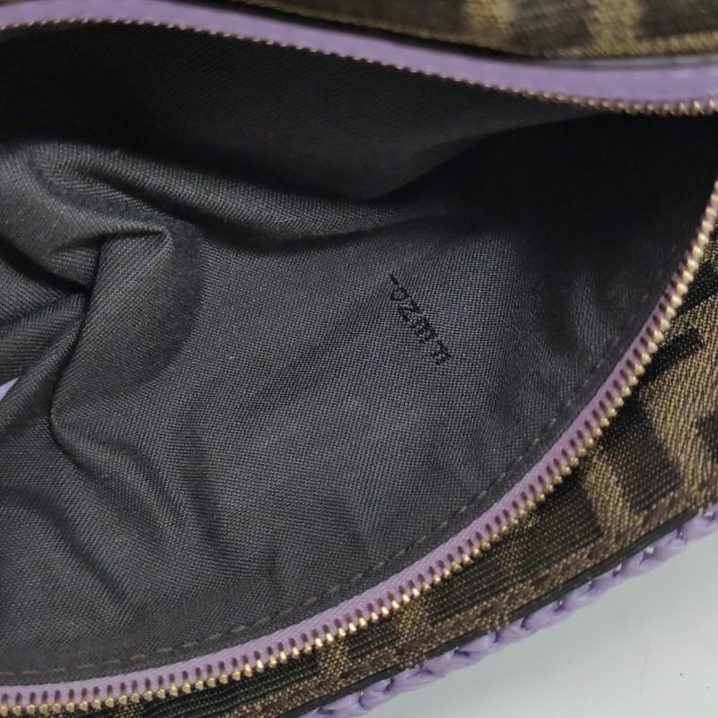 Fendi Baguette Medium Beige Lavendel Raffia Leder Crossbody Tasche im Angebot 6