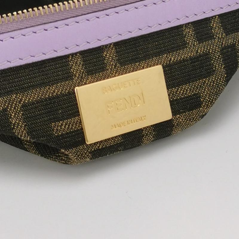 Fendi Baguette Medium Beige Lavendel Raffia Leder Crossbody Tasche Damen im Angebot