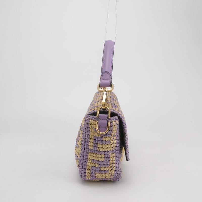 Fendi Baguette Medium Beige Lavendel Raffia Leder Crossbody Tasche im Angebot 4
