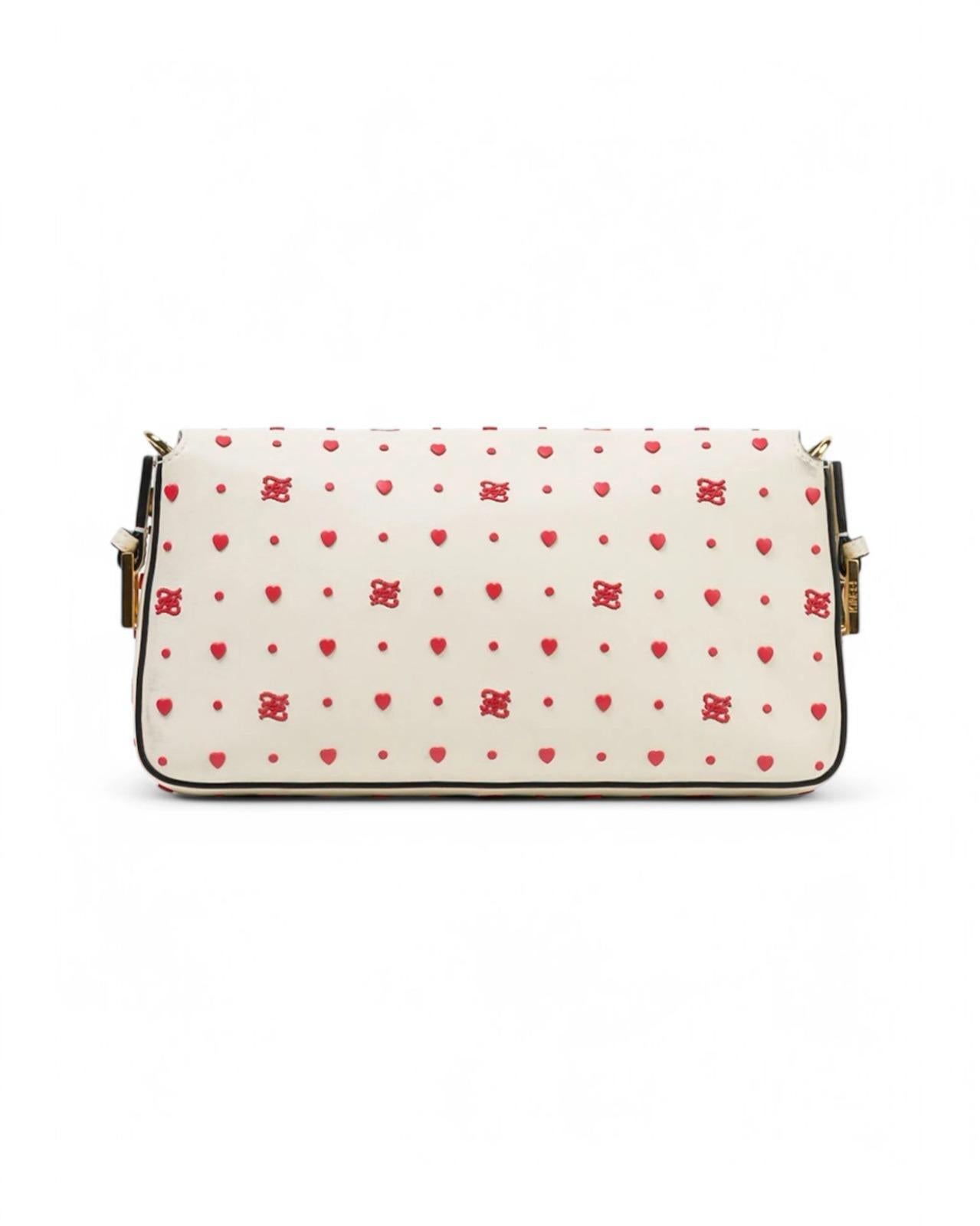Fendi Baguette Medium Love Weiß im Zustand „Hervorragend“ im Angebot in Torre Del Greco, IT