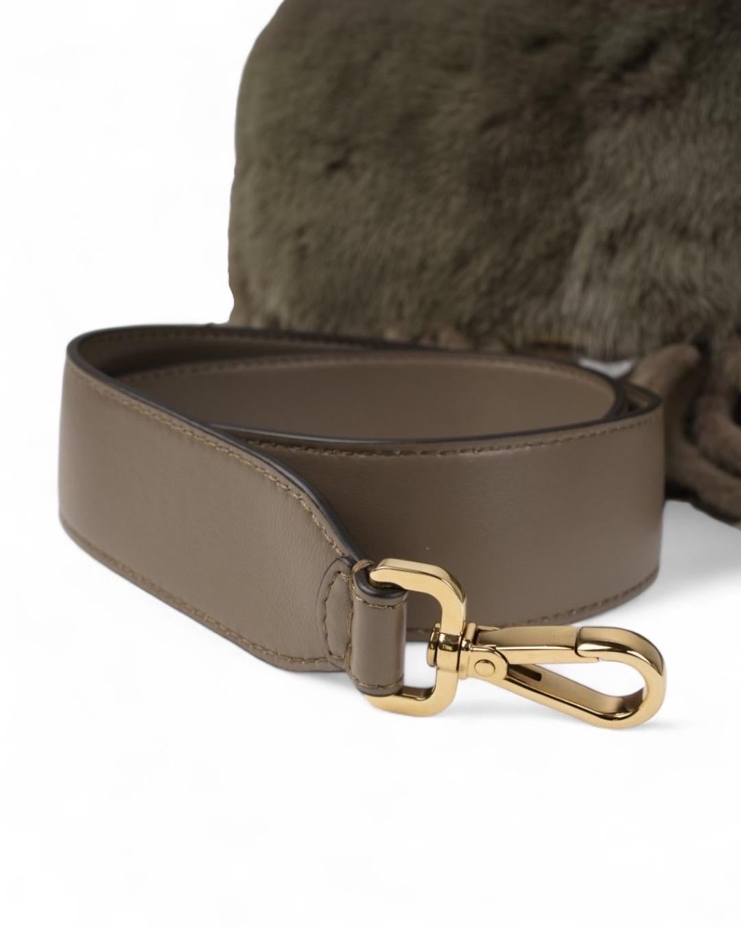 Fendi Baguette Medium Tortora en vente 9