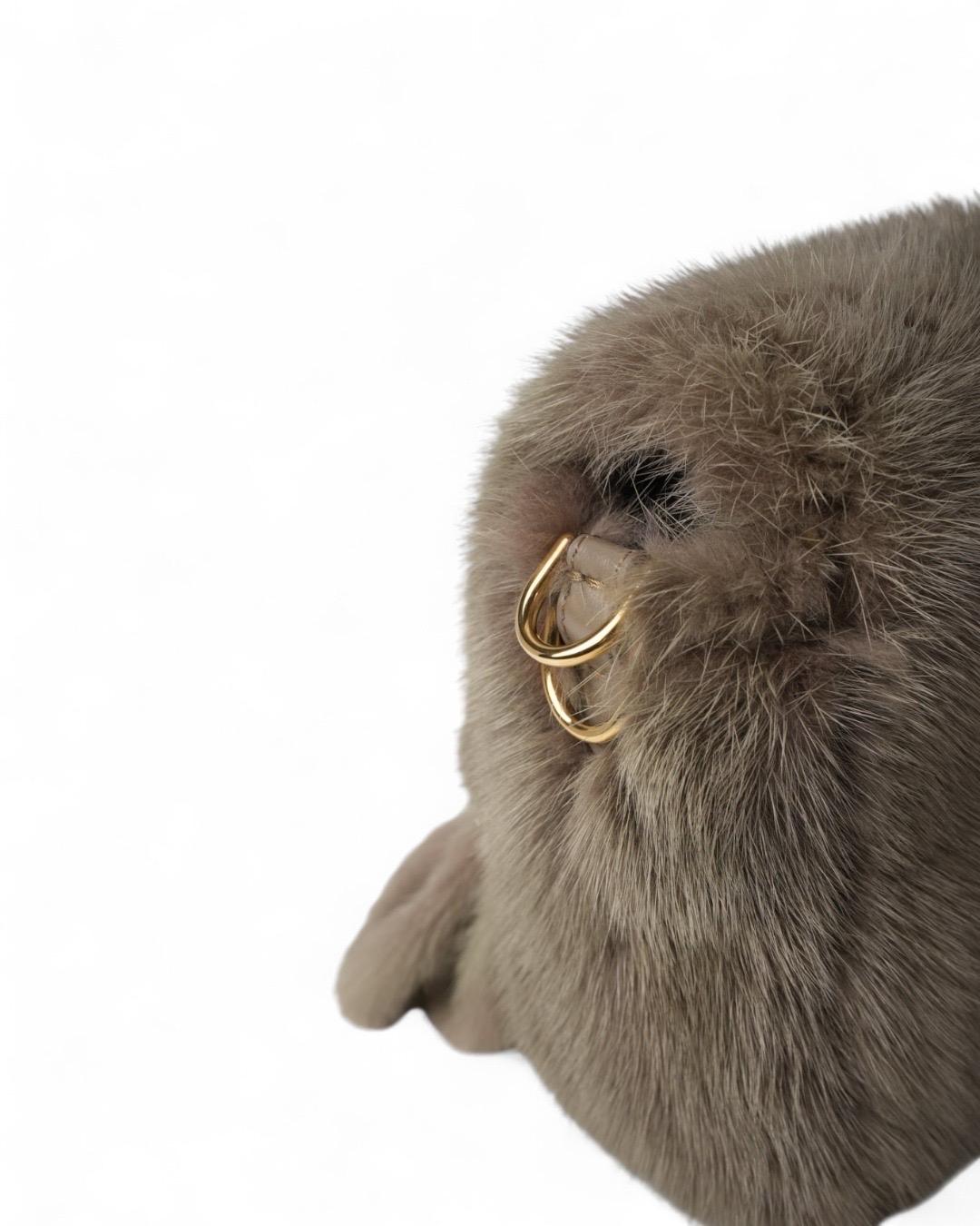 Fendi Baguette Medium Tortora en vente 13