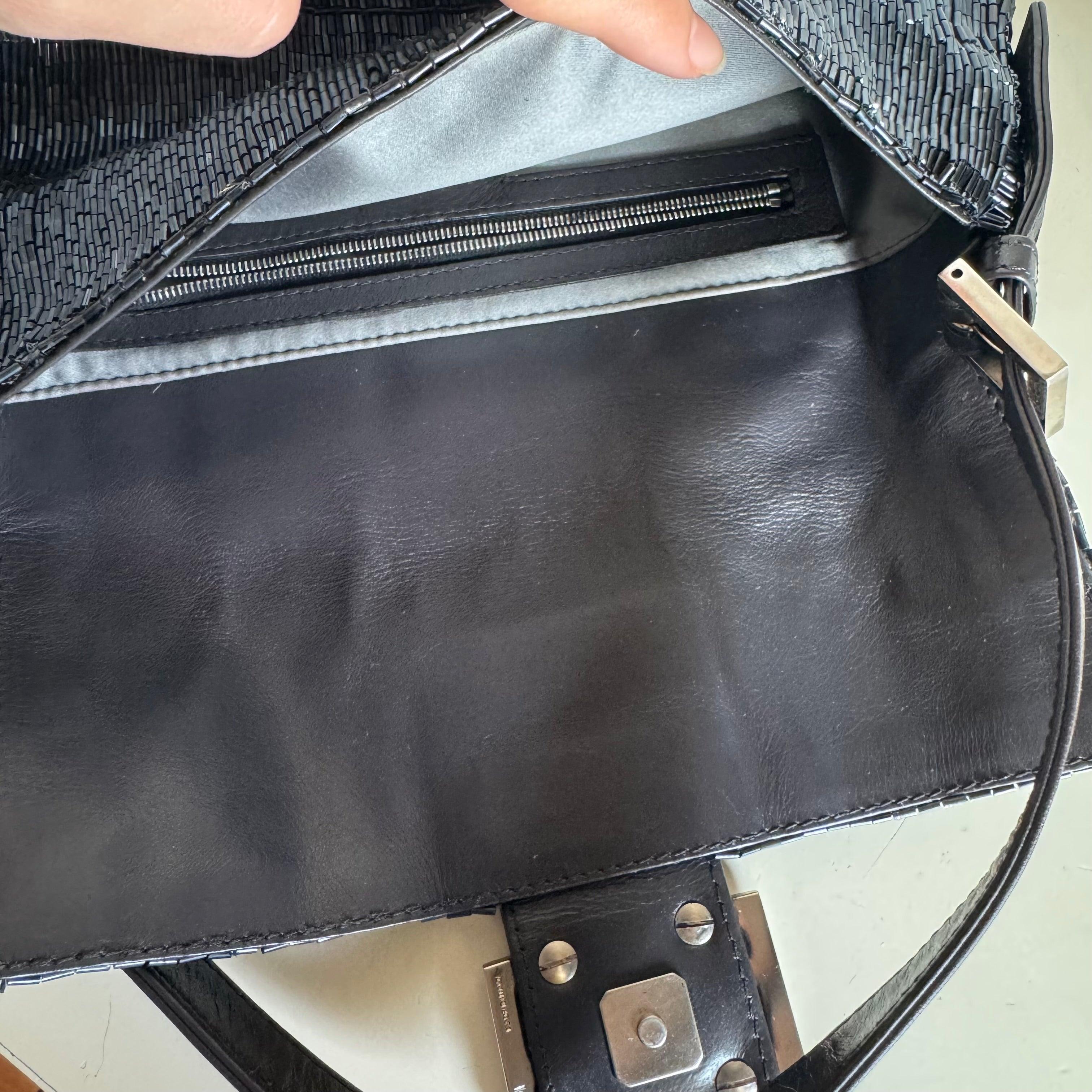Fendi Baguette Metallic Navy Black Glittering Waterfall Beads Shoulder Bag For Sale 14