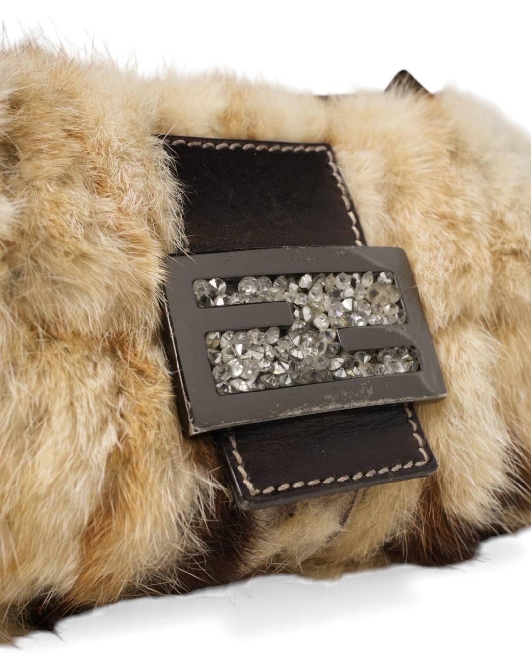 Fendi Baguette Mini  Beige en vente 3