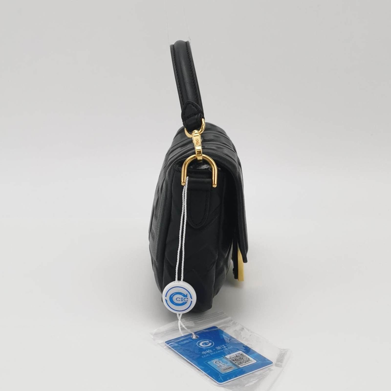 Fendi Baguette Mini Bolso Crossbody de Piel de Napa Negra Negro en venta