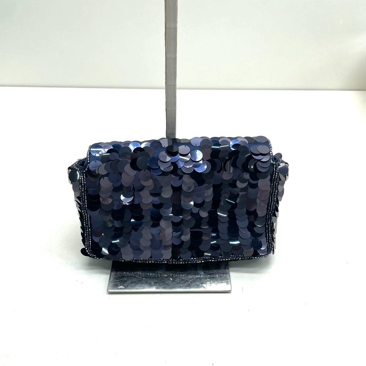 Noir Fendi Baguette Mini Navy Sequins Chain Strap Crossbody Bag en vente