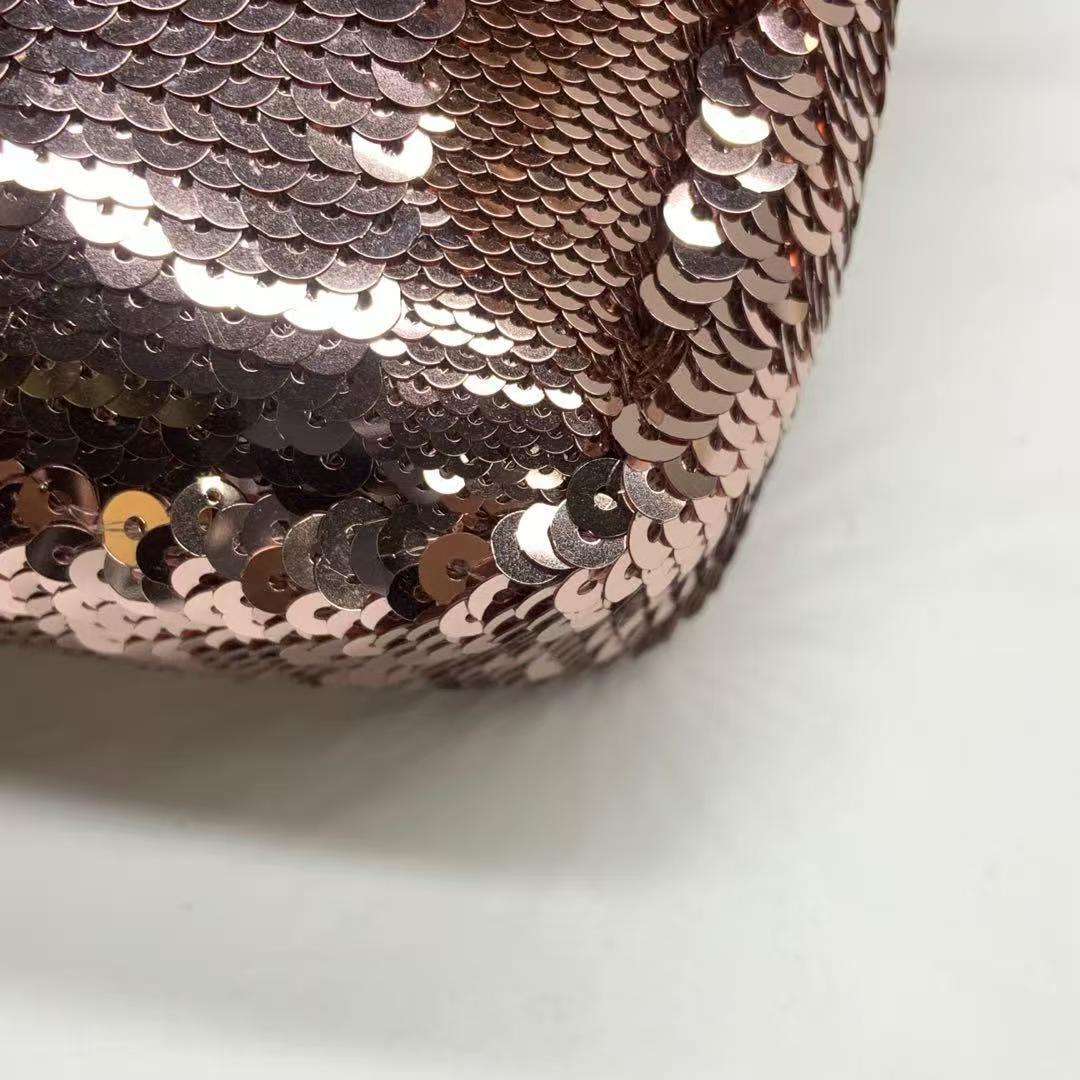 Fendi Baguette Mini Rosa Glitter Paillettes Borsa a tracolla Speciale San Valentino in vendita 9