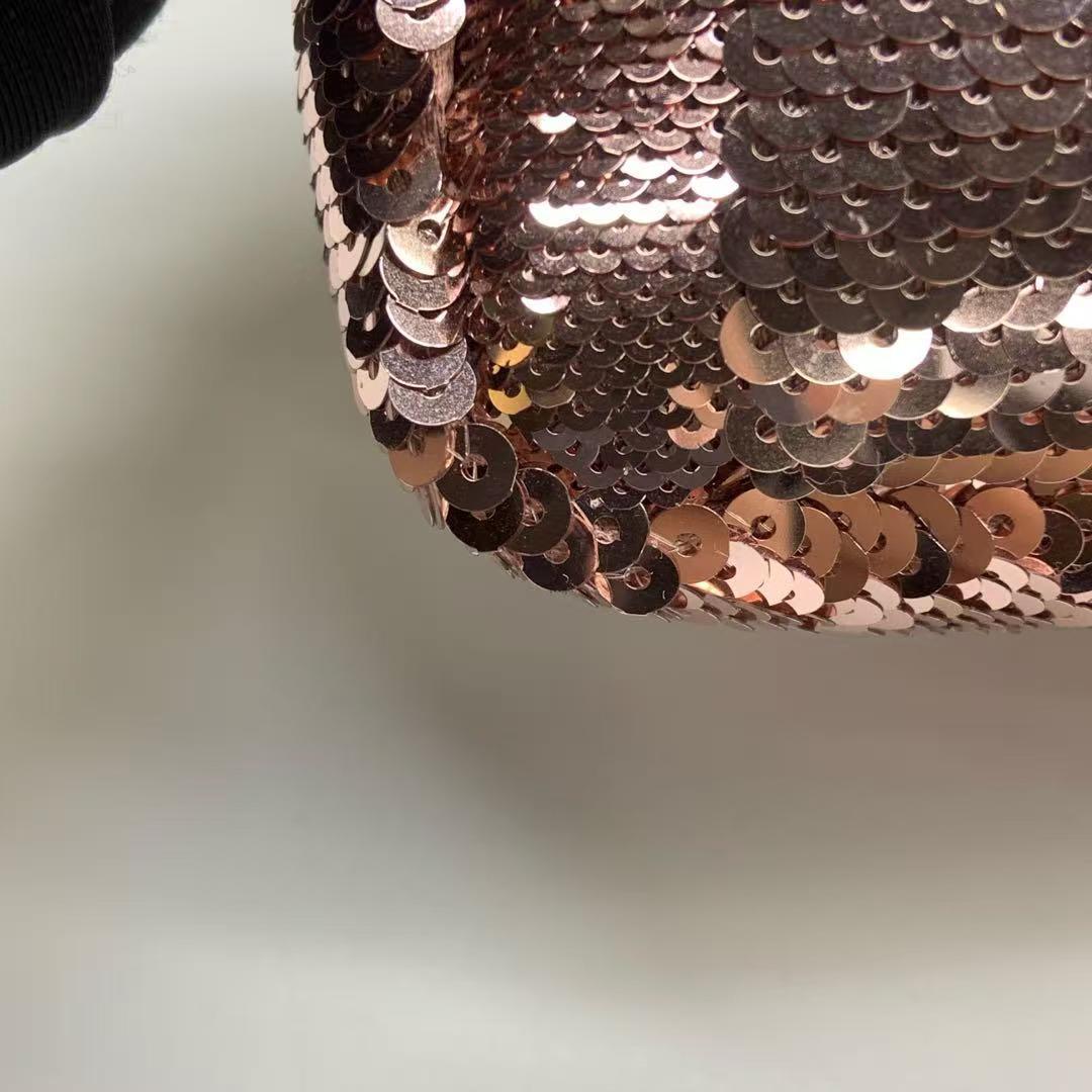 Fendi Baguette Mini Rosa Glitter Paillettes Borsa a tracolla Speciale San Valentino in vendita 10