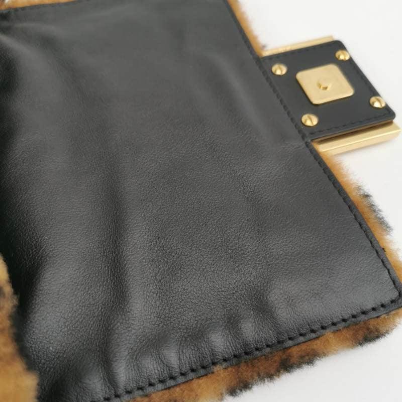 Fendi Baguette Mini Shearling Vitello Dolce Marco FF 1974 Tobacco Brown Zucca For Sale 5