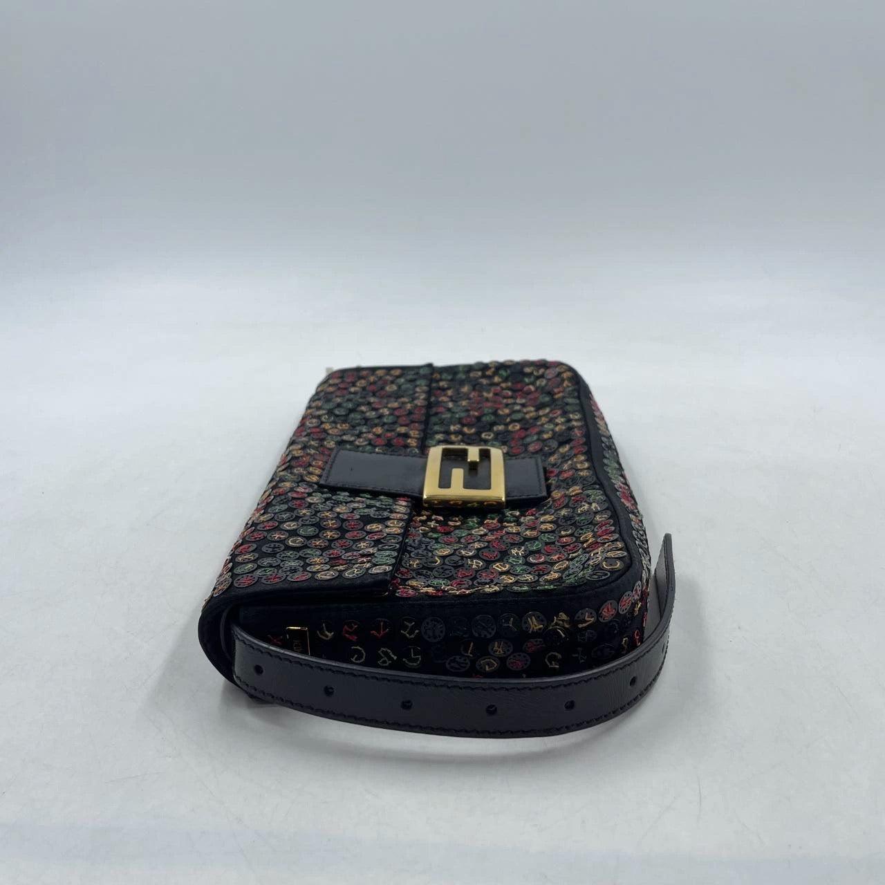 Fendi Baguette Multicolor Button Embroidered Leather Shoulder bag For Sale 1