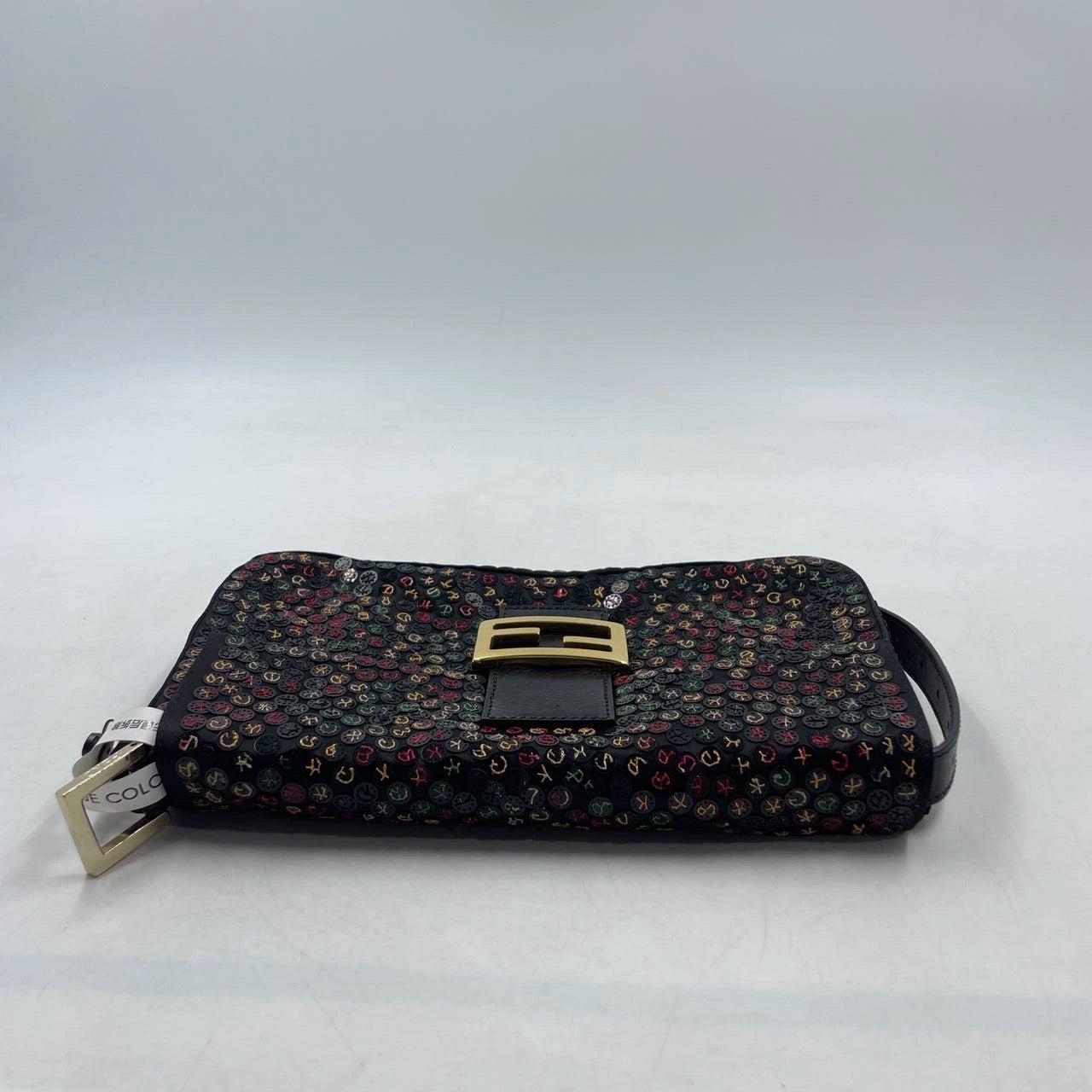 Fendi Baguette Multicolor Button Embroidered Leather Shoulder bag For Sale 2