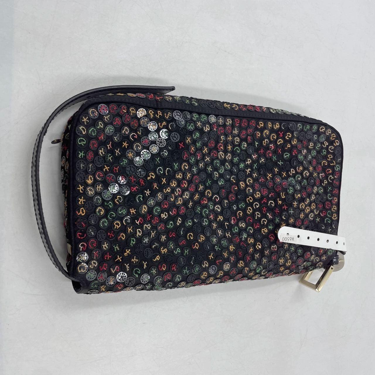Fendi Baguette Multicolor Button Embroidered Leather Shoulder bag For Sale 3