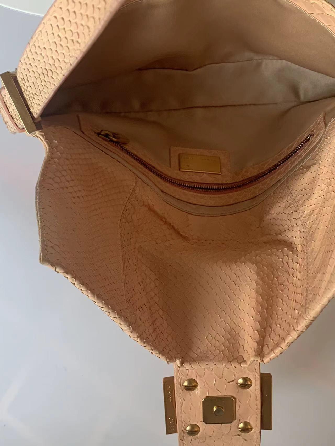 Fendi baguette nude pink python leather shoulder bag For Sale 13