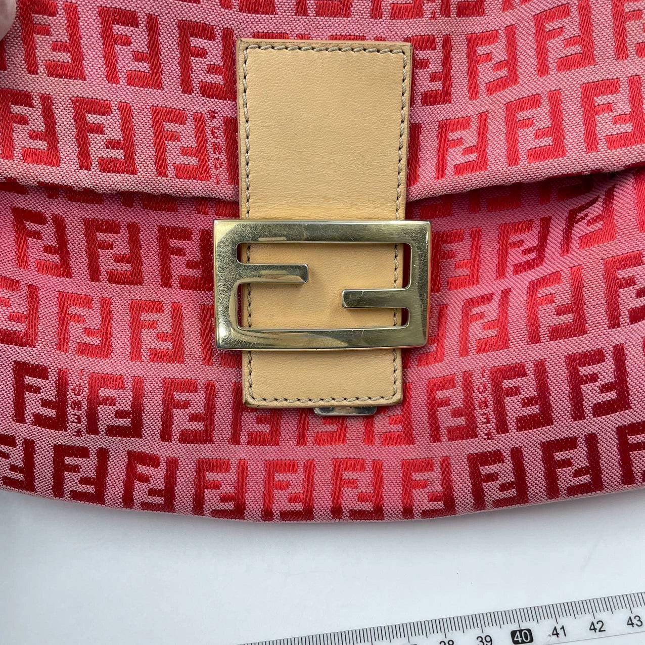 Fendi Baguette Pink Zucchino Monogram Shoulder Bag For Sale 7